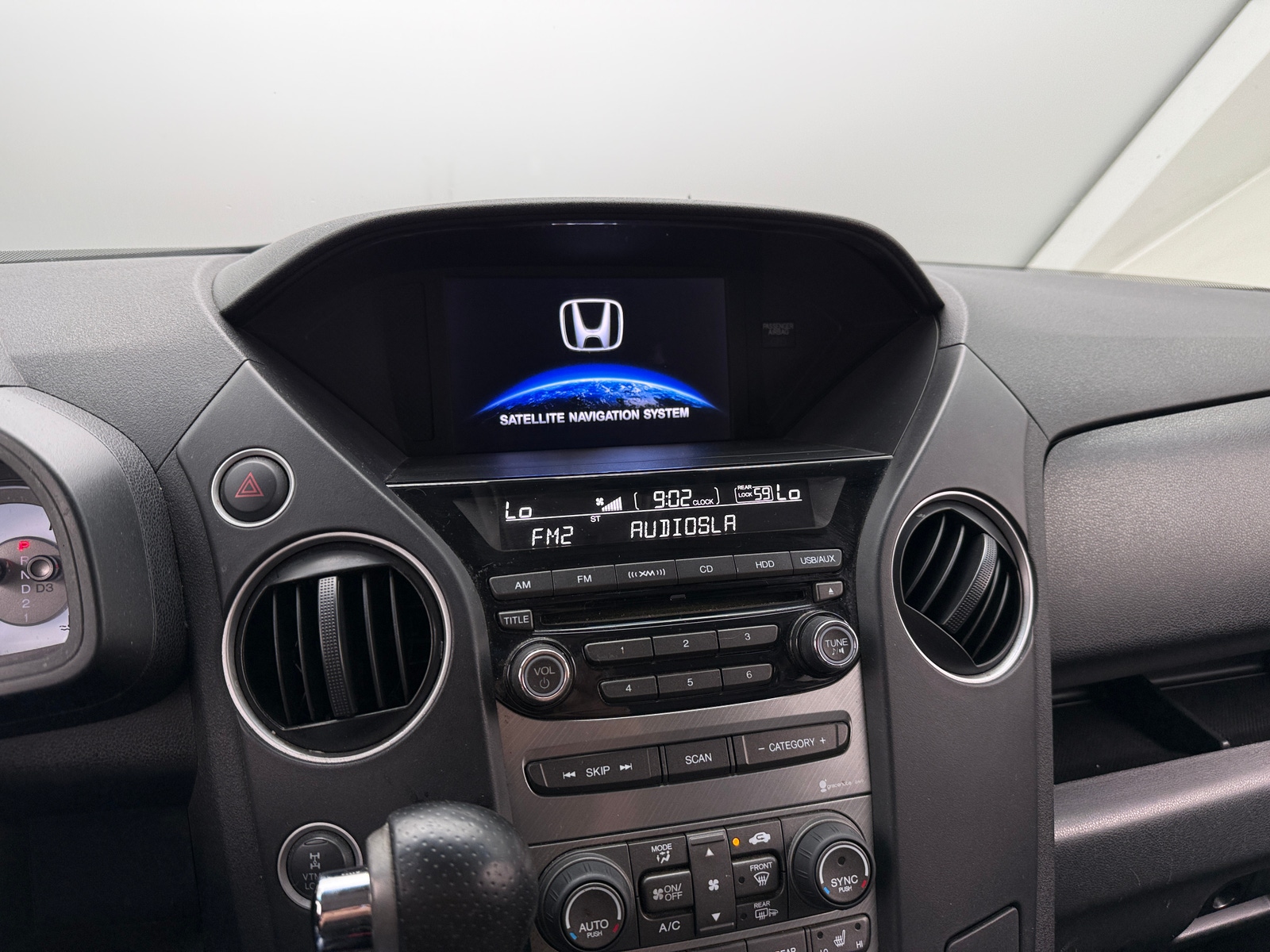 Thumbnail: 2012 Honda Pilot - 3