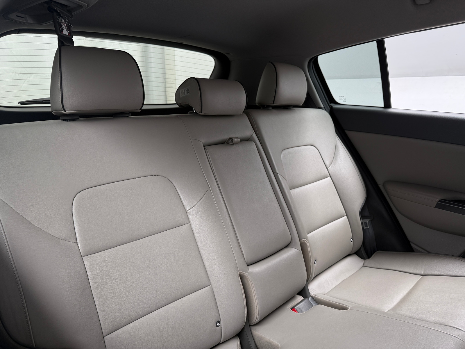 Thumbnail: 2017 Kia Sportage - 5