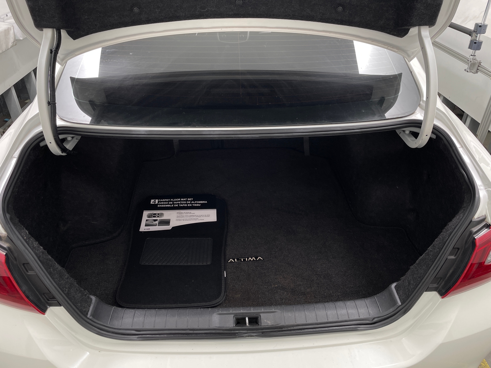 Thumbnail: 2018 Nissan Altima - 7