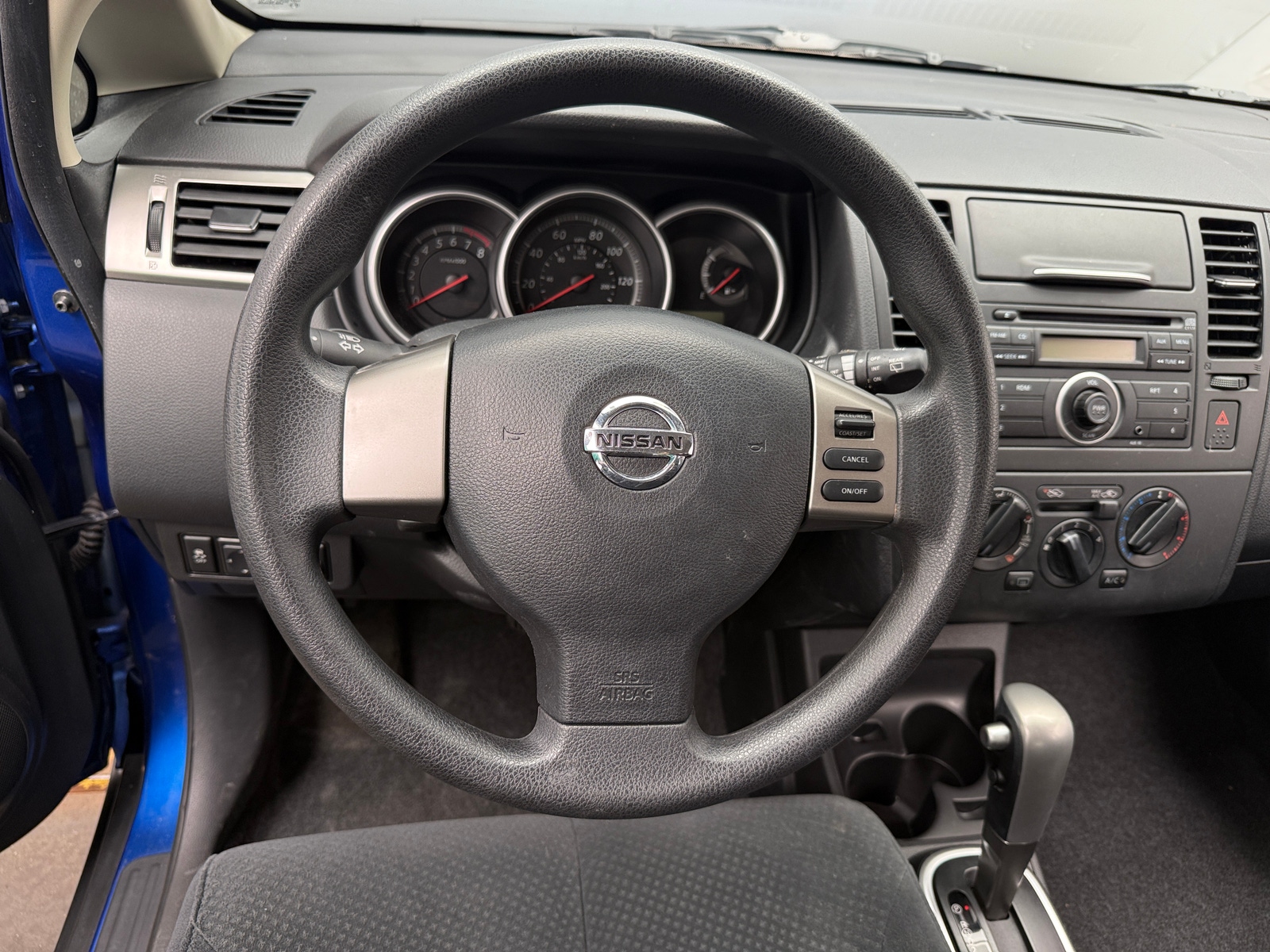 Thumbnail: 2012 Nissan Versa - 5