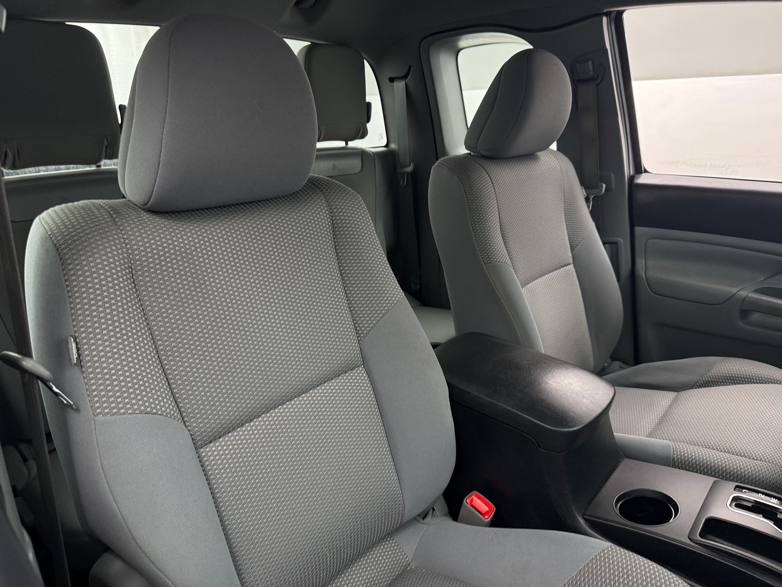 Thumbnail: 2015 Toyota Tacoma - 2