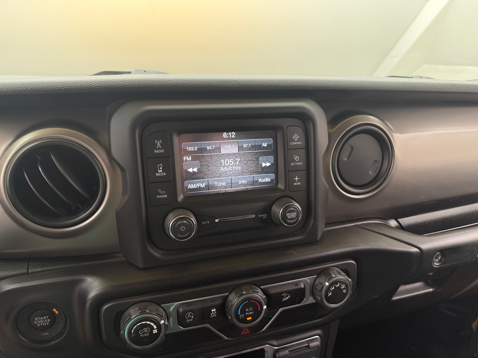 Thumbnail: 2018 Jeep Wrangler - 4