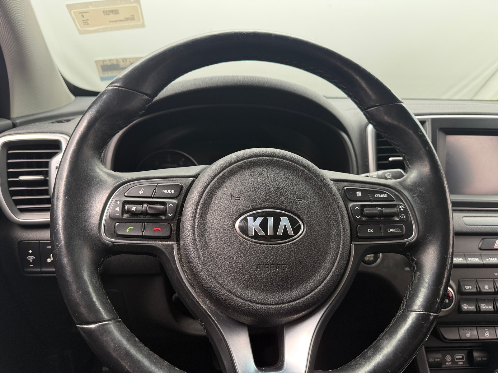 Thumbnail: 2017 Kia Sportage - 4