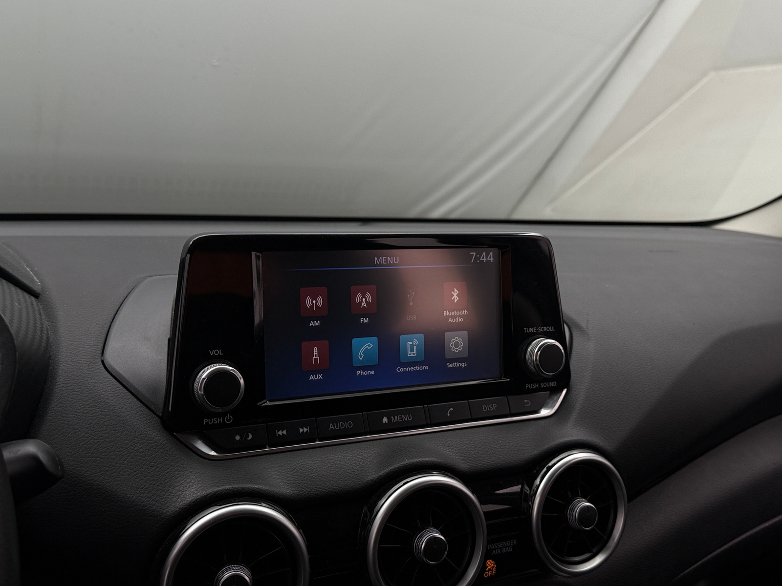 Thumbnail: 2021 Nissan Sentra - 4