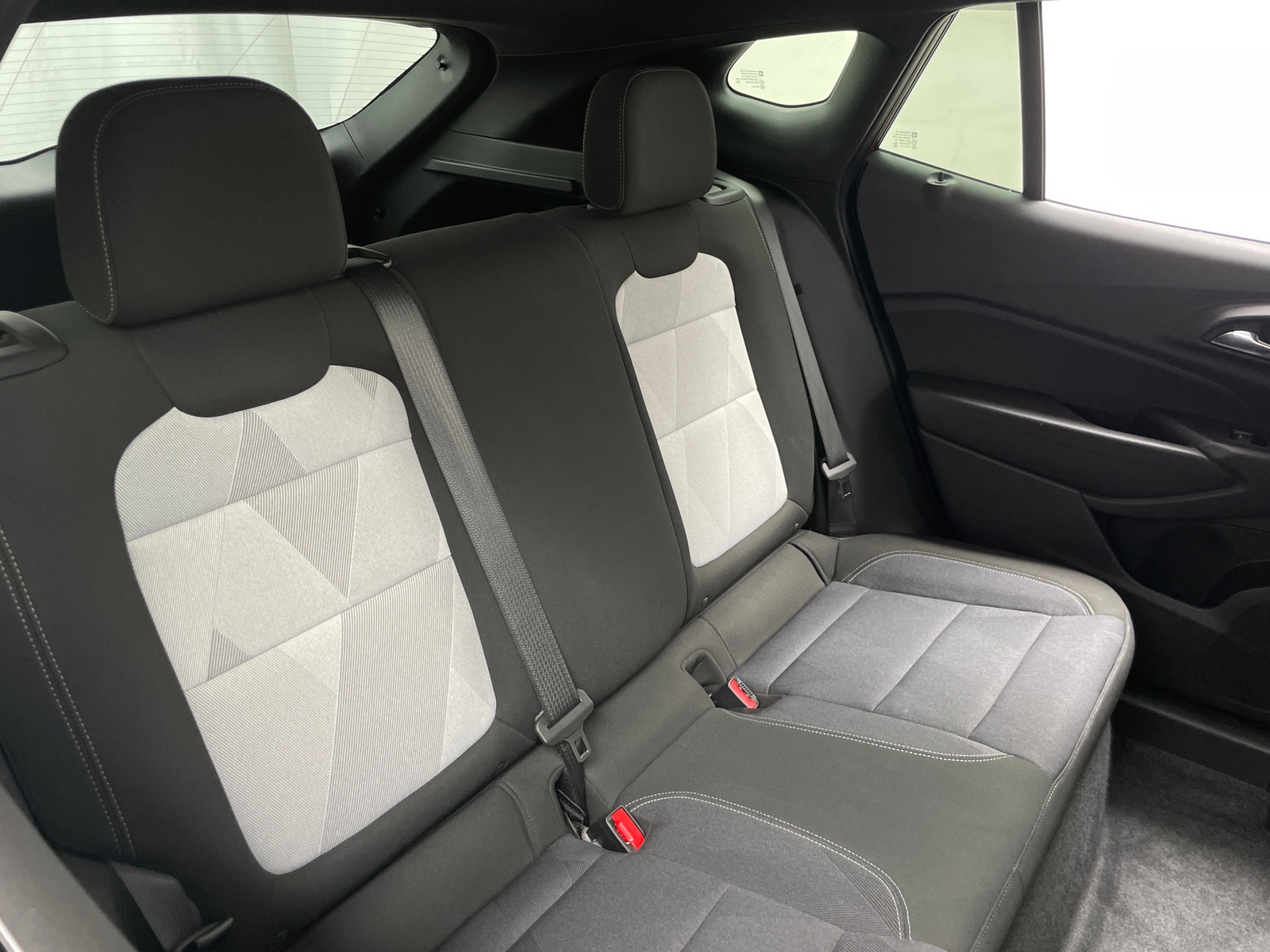 Thumbnail: 2025 Chevrolet Trax - 6