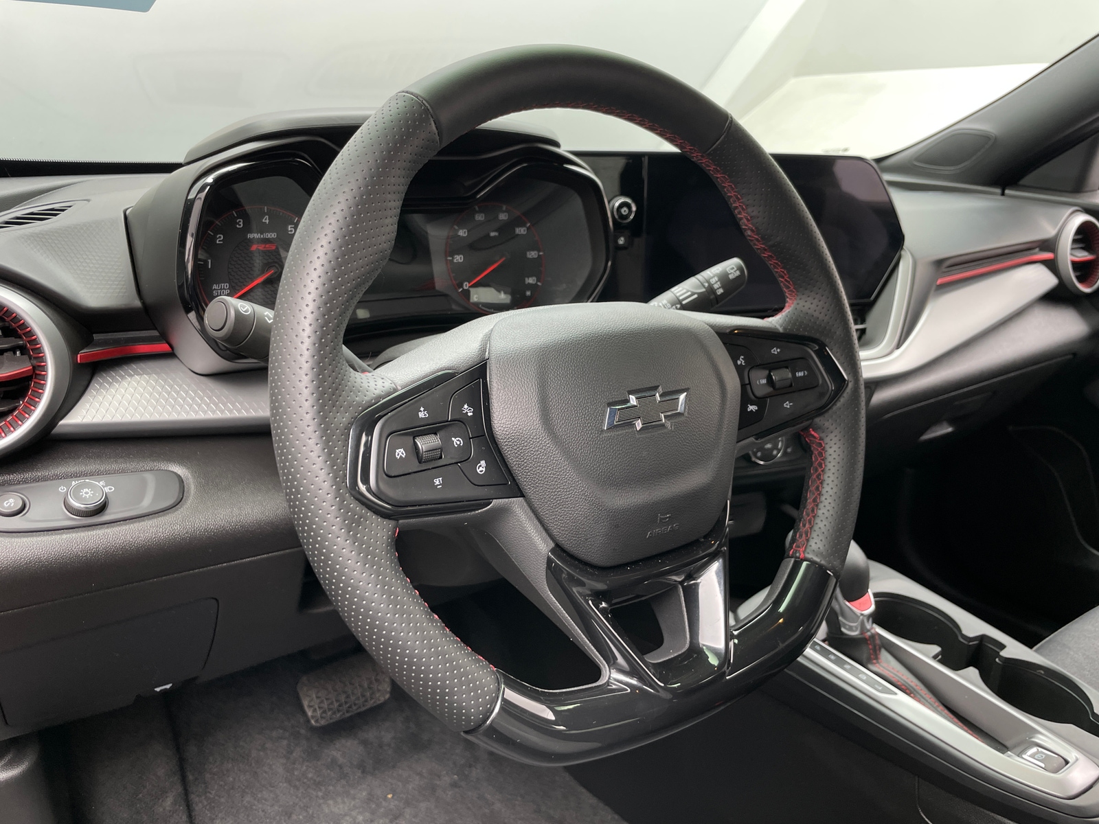 Thumbnail: 2025 Chevrolet Trax - 5