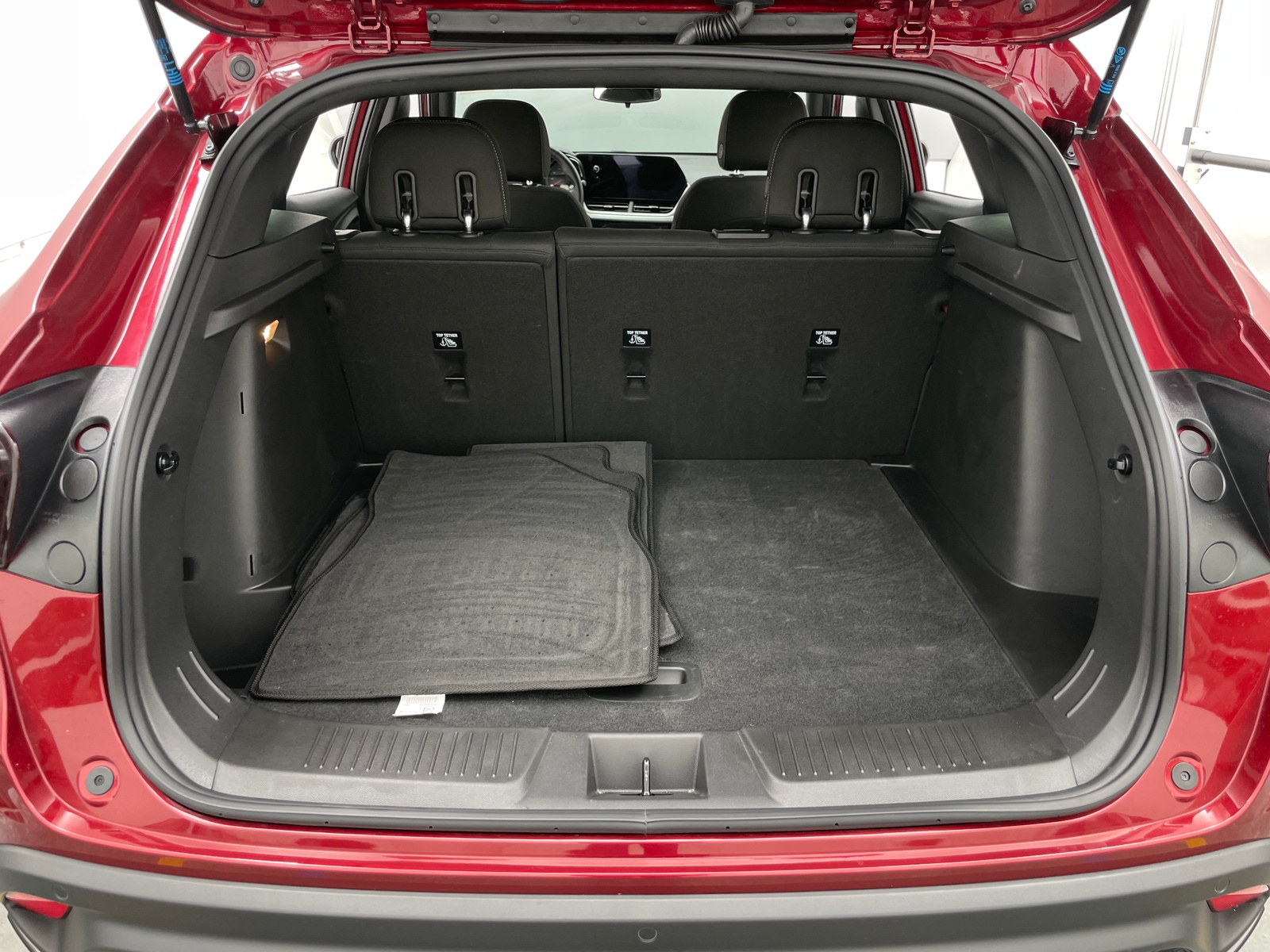 Thumbnail: 2025 Chevrolet Trax - 7