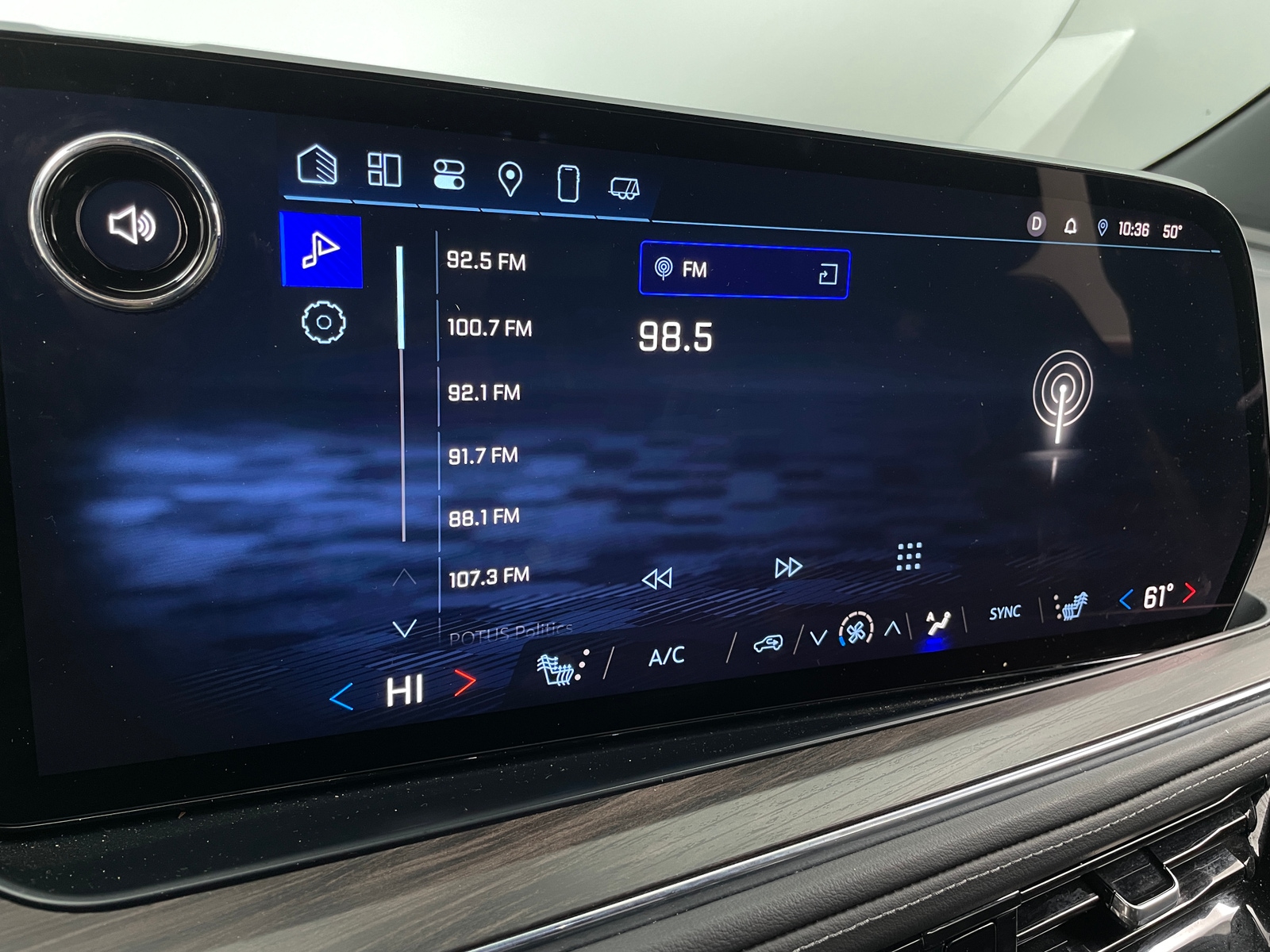 Thumbnail: 2025 Chevrolet Tahoe - 3