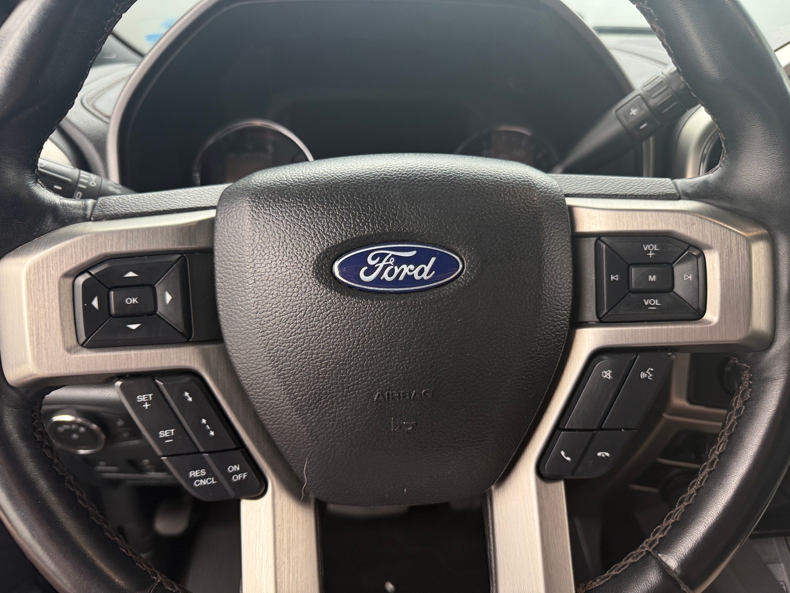 Thumbnail: 2022 Ford Econoline - 4