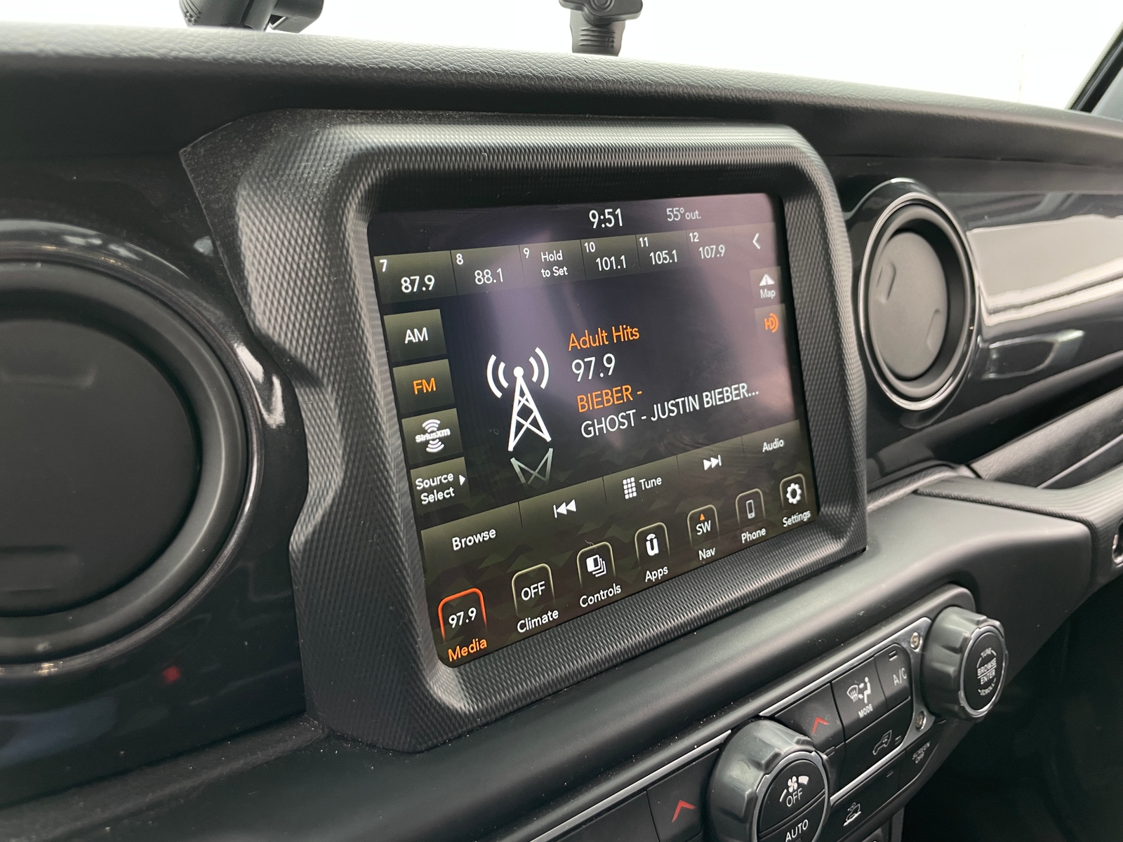 Thumbnail: 2022 Jeep Gladiator - 4