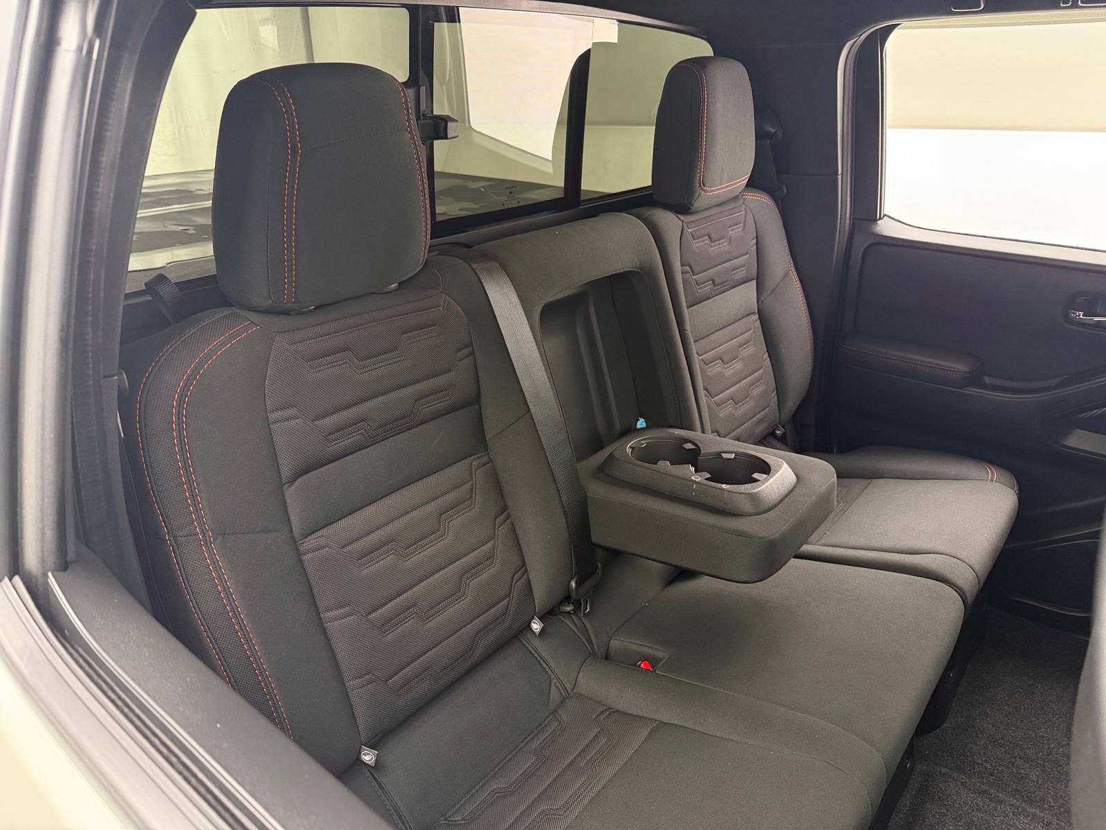 Thumbnail: 2024 Nissan Frontier - 6