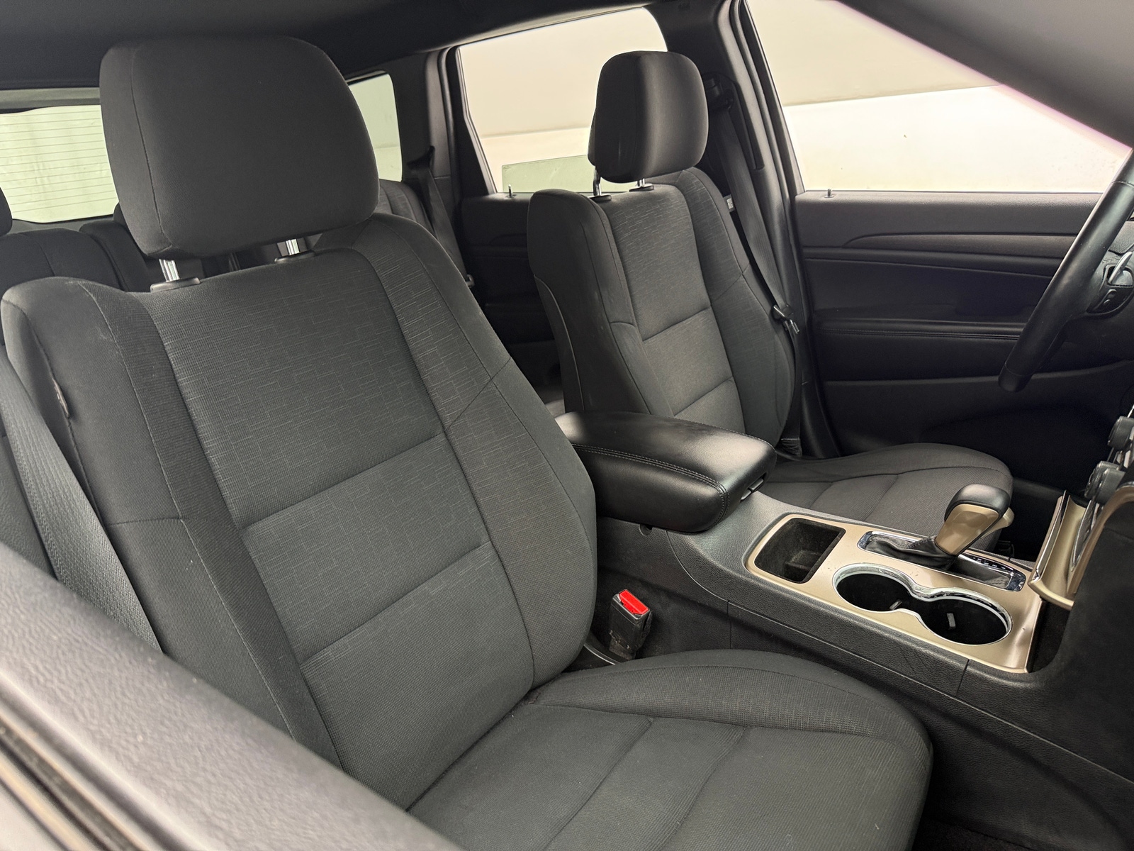 Thumbnail: 2016 Jeep Grand Cherokee - 2