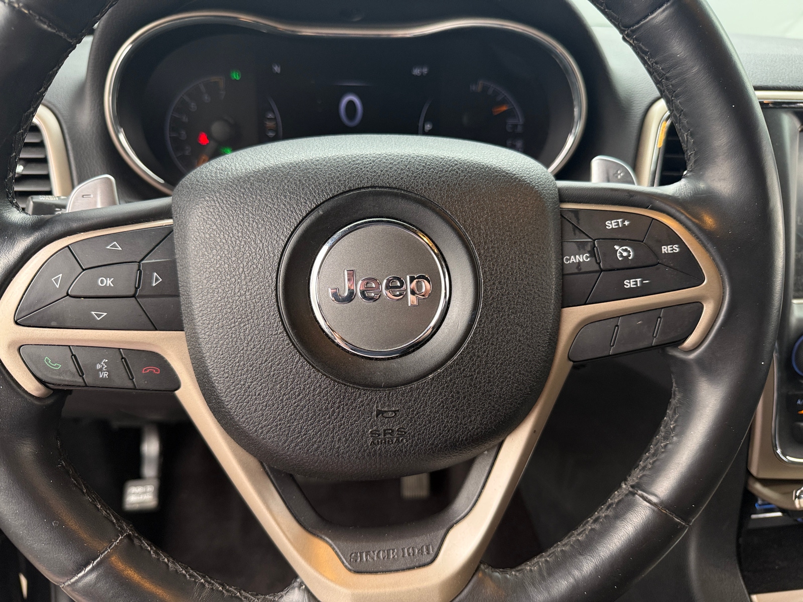 Thumbnail: 2016 Jeep Grand Cherokee - 5