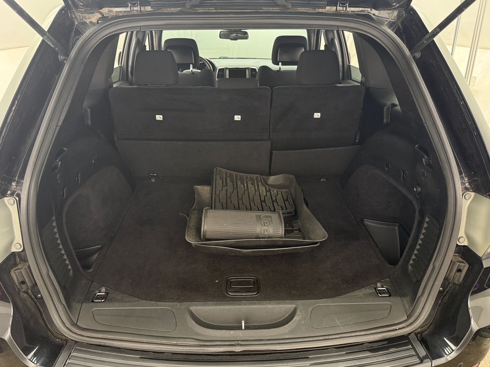 Thumbnail: 2016 Jeep Grand Cherokee - 7