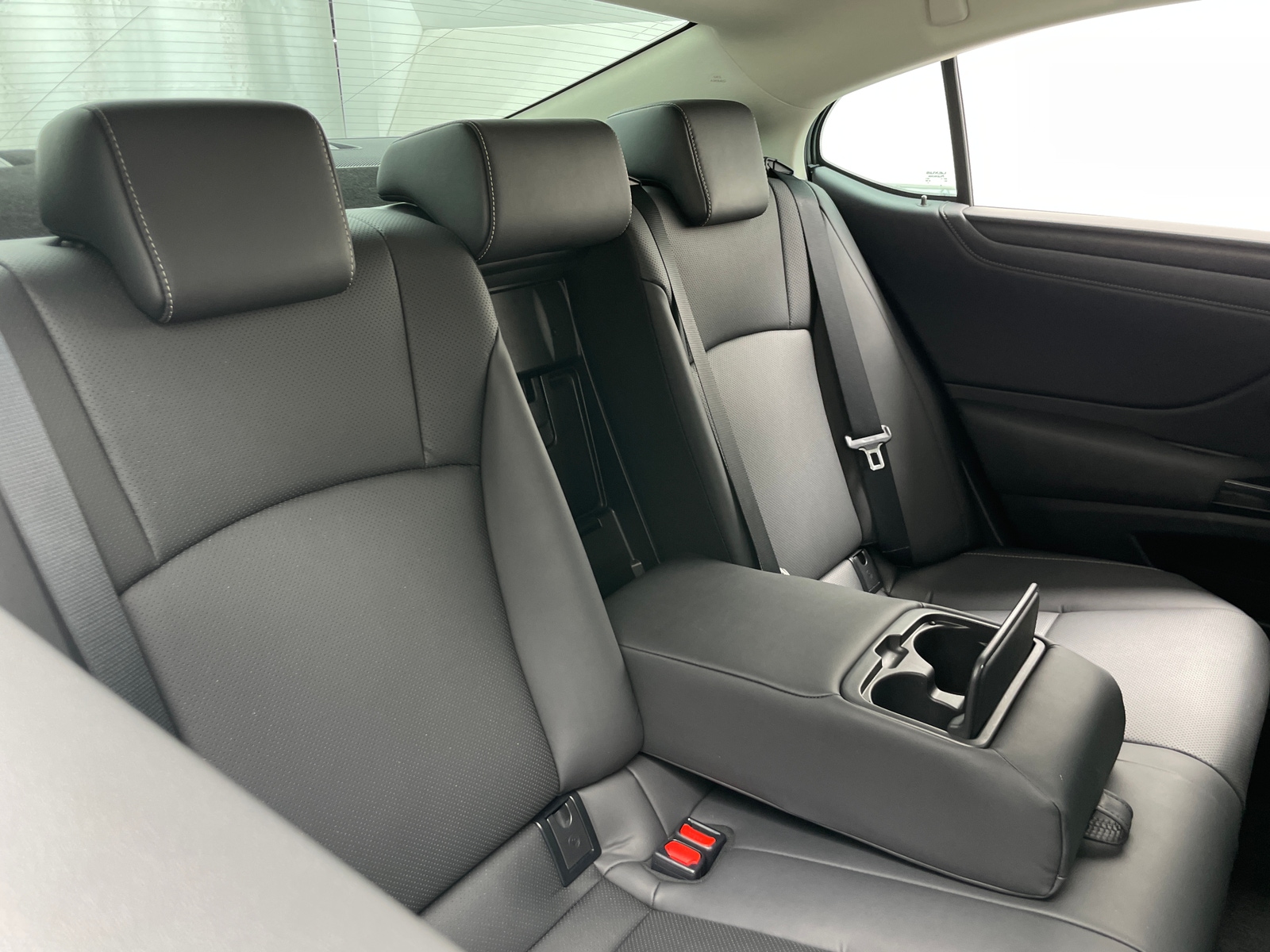 Thumbnail: 2023 Lexus ES - 6