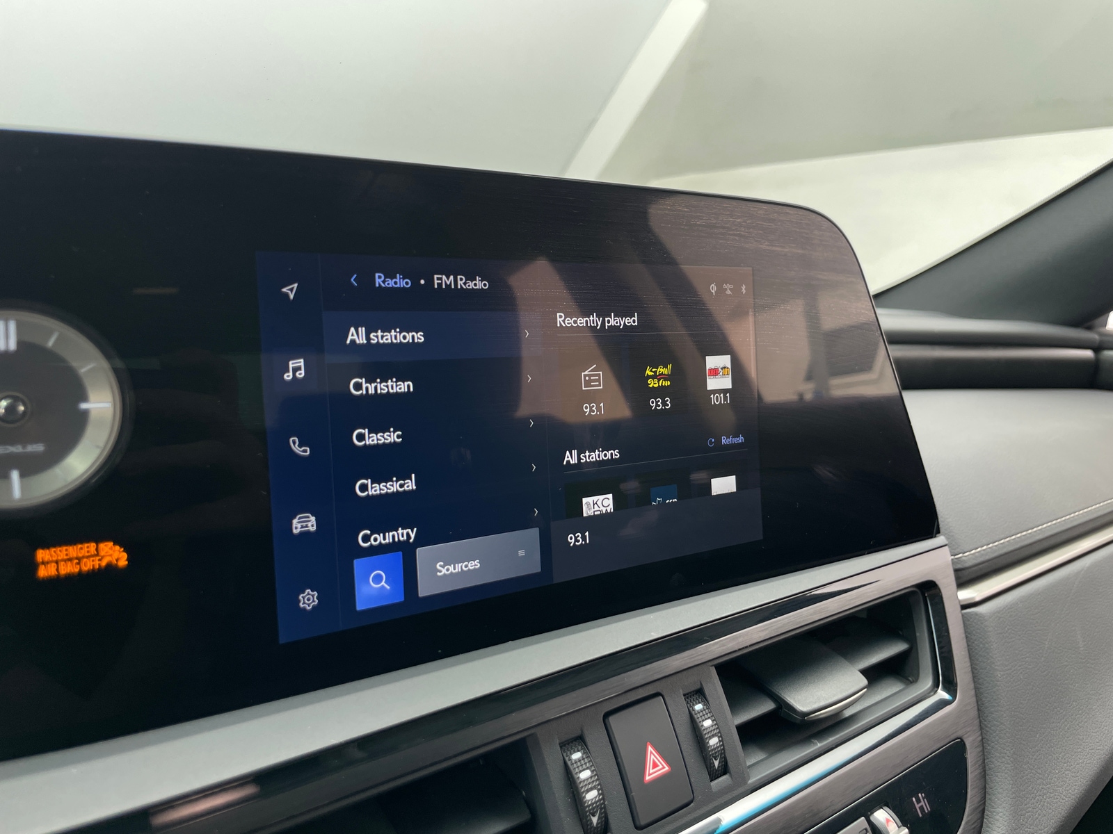 Thumbnail: 2023 Lexus ES - 4