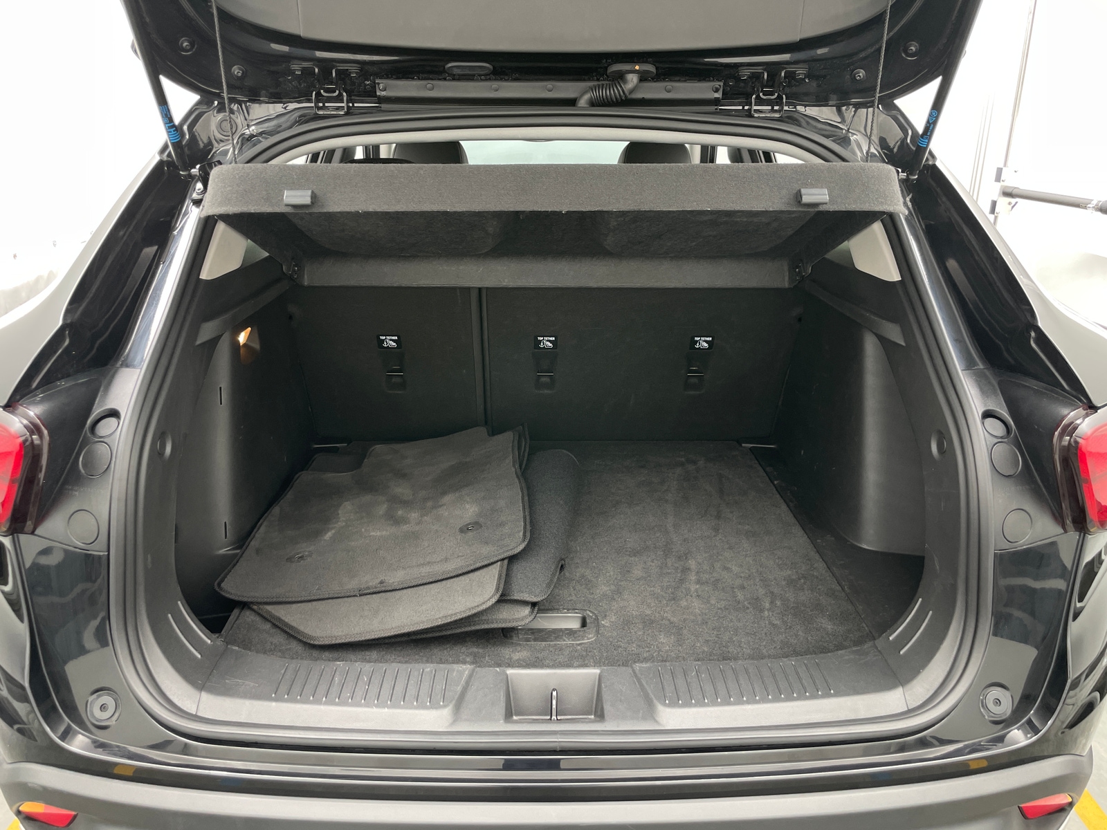 Thumbnail: 2025 Chevrolet Trax - 7