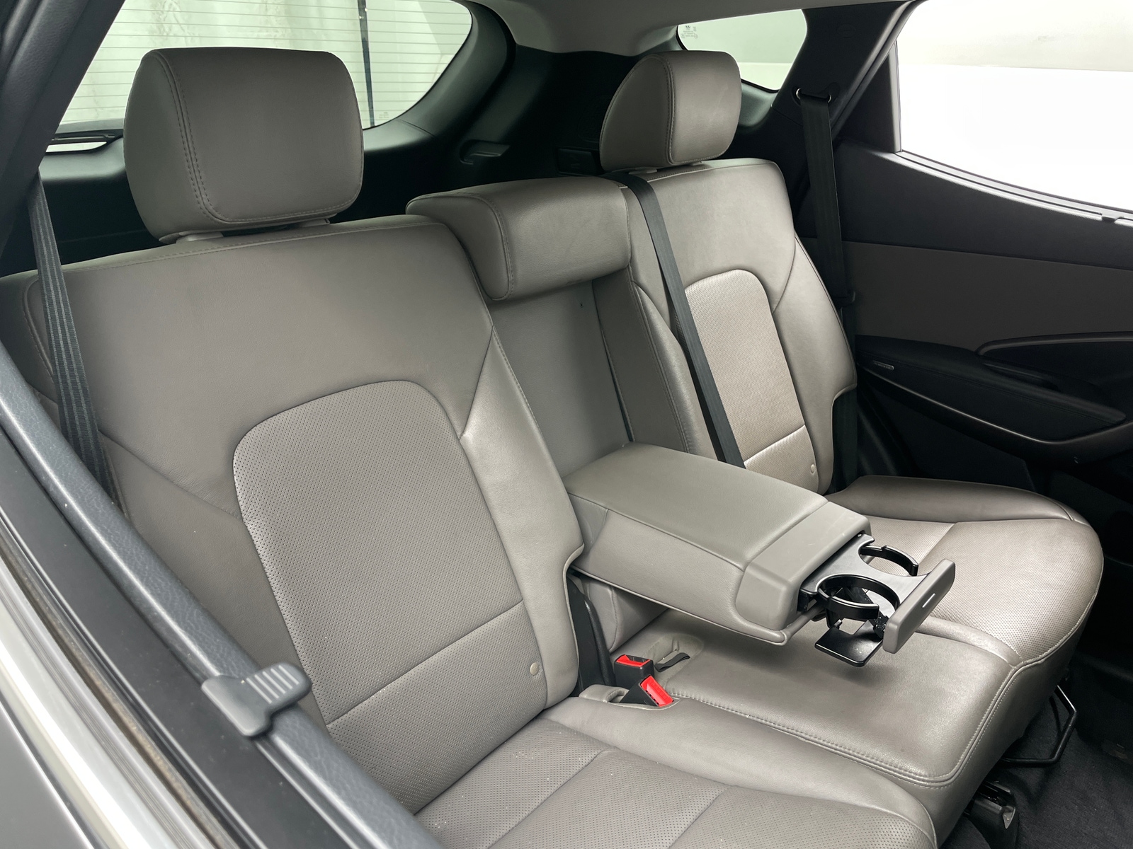 Thumbnail: 2017 Hyundai Santa Fe - 5