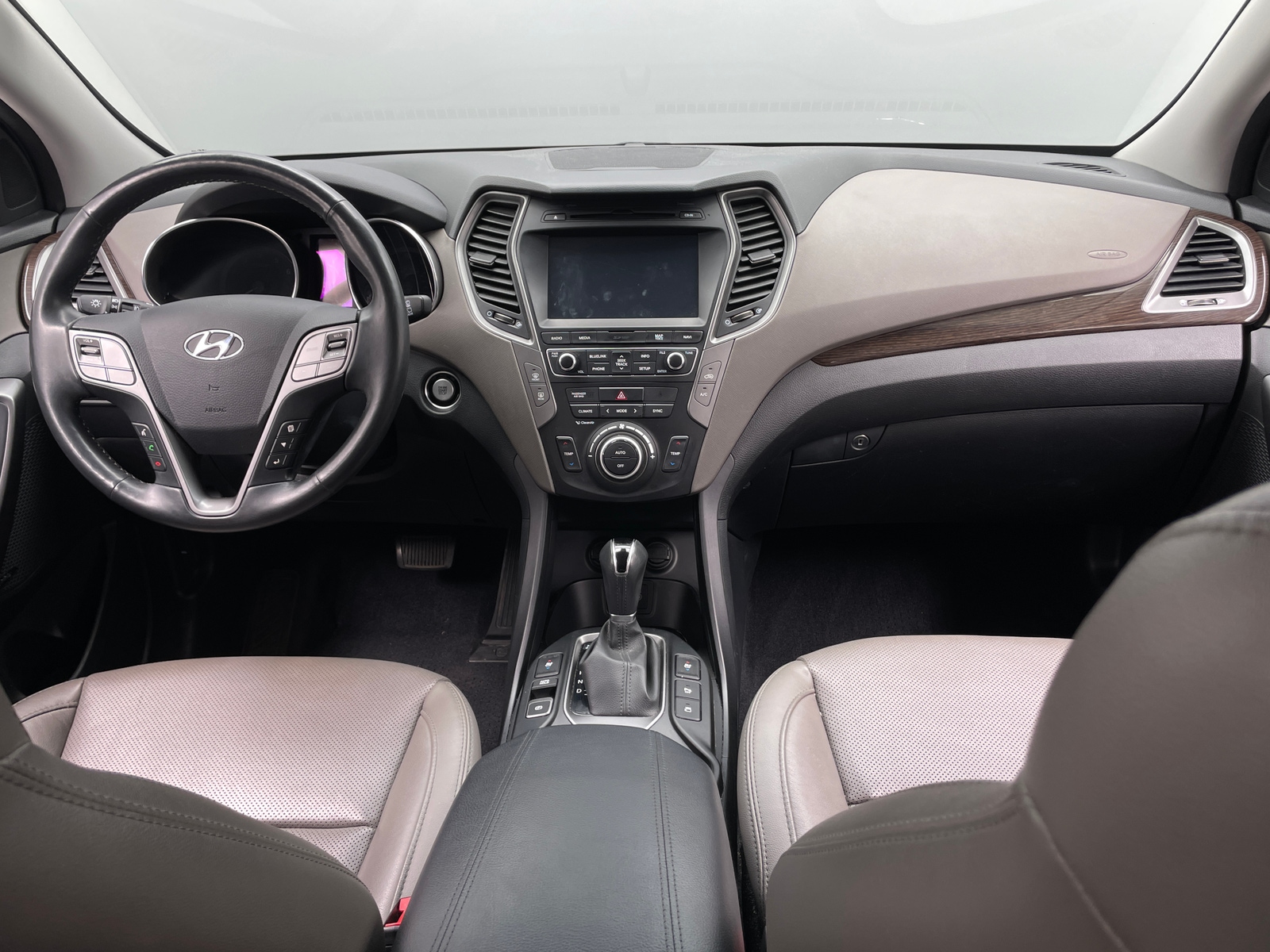 Thumbnail: 2017 Hyundai Santa Fe - 2