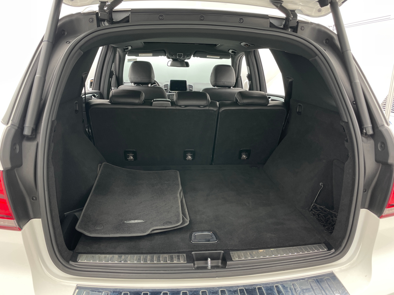 Thumbnail: 2017 Mercedes-Benz GLE - 6