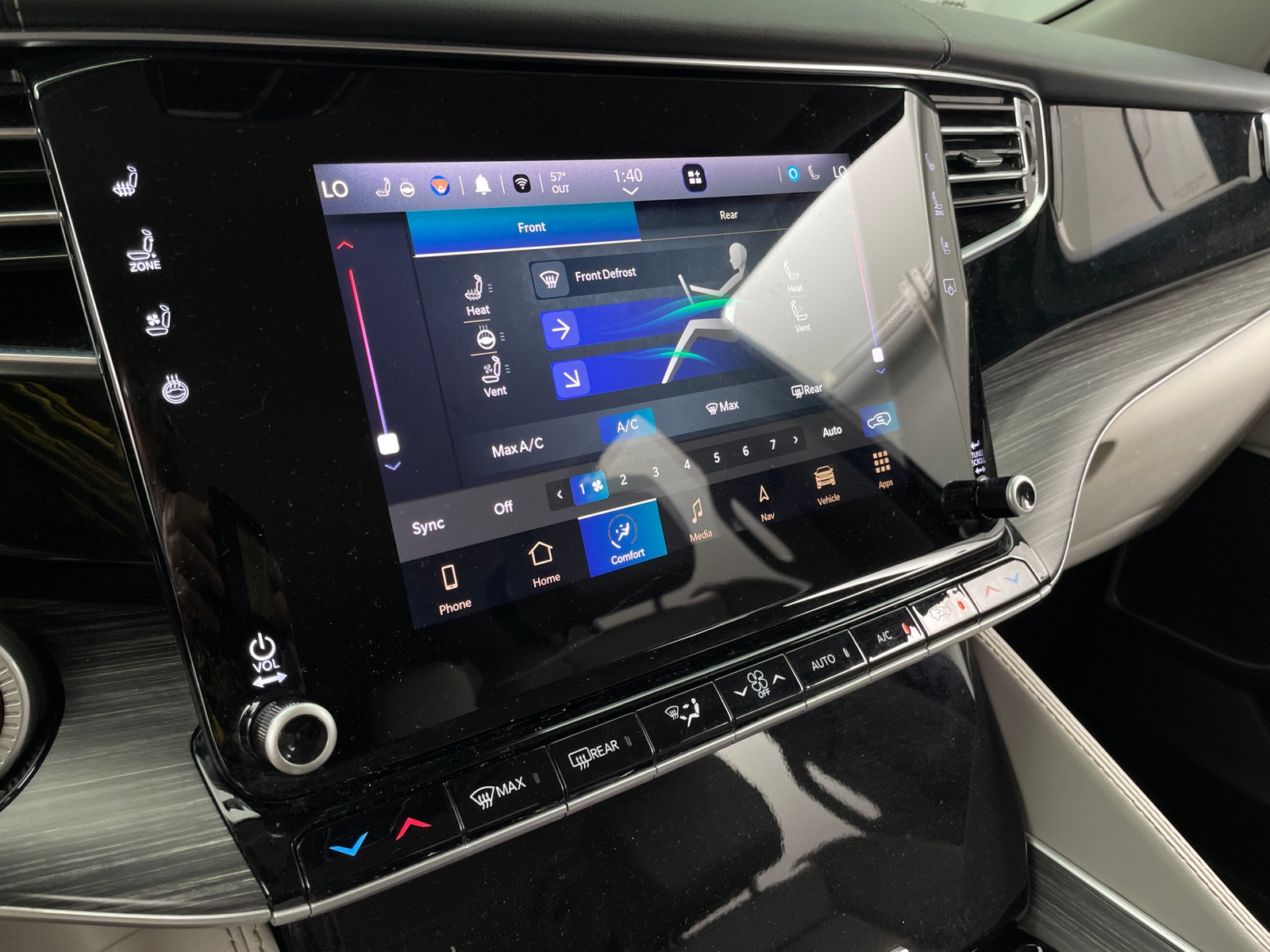 Thumbnail: 2023 Jeep Wagoneer - 3