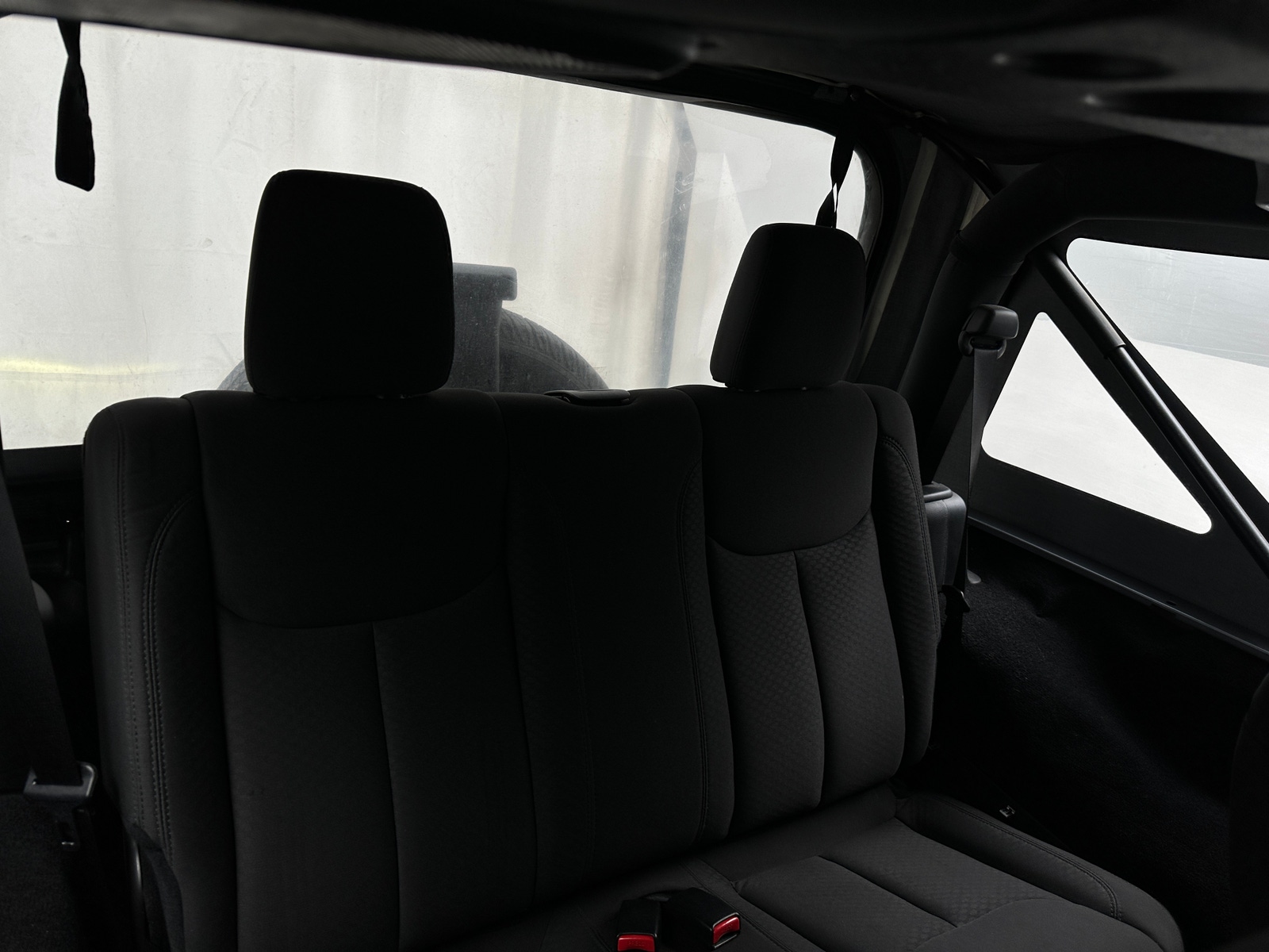 Thumbnail: 2017 Jeep Wrangler - 6