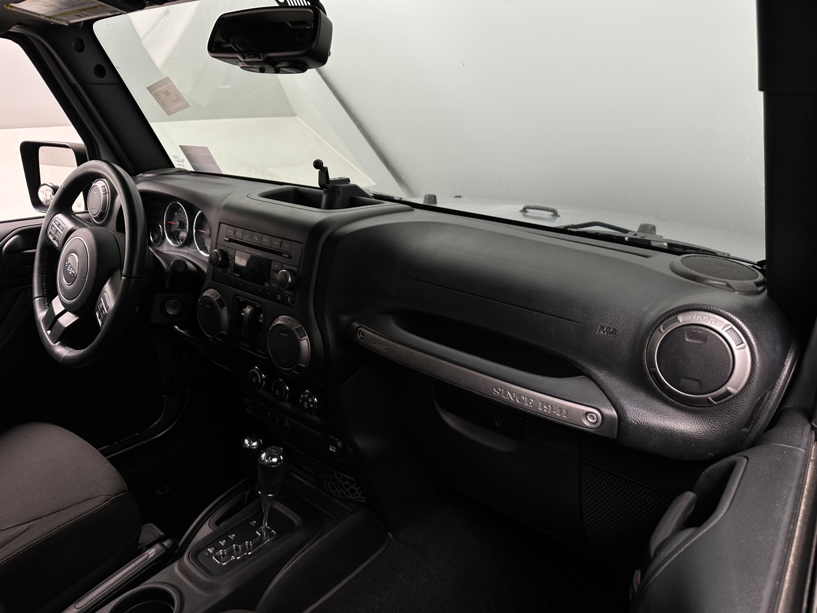 Thumbnail: 2017 Jeep Wrangler - 3