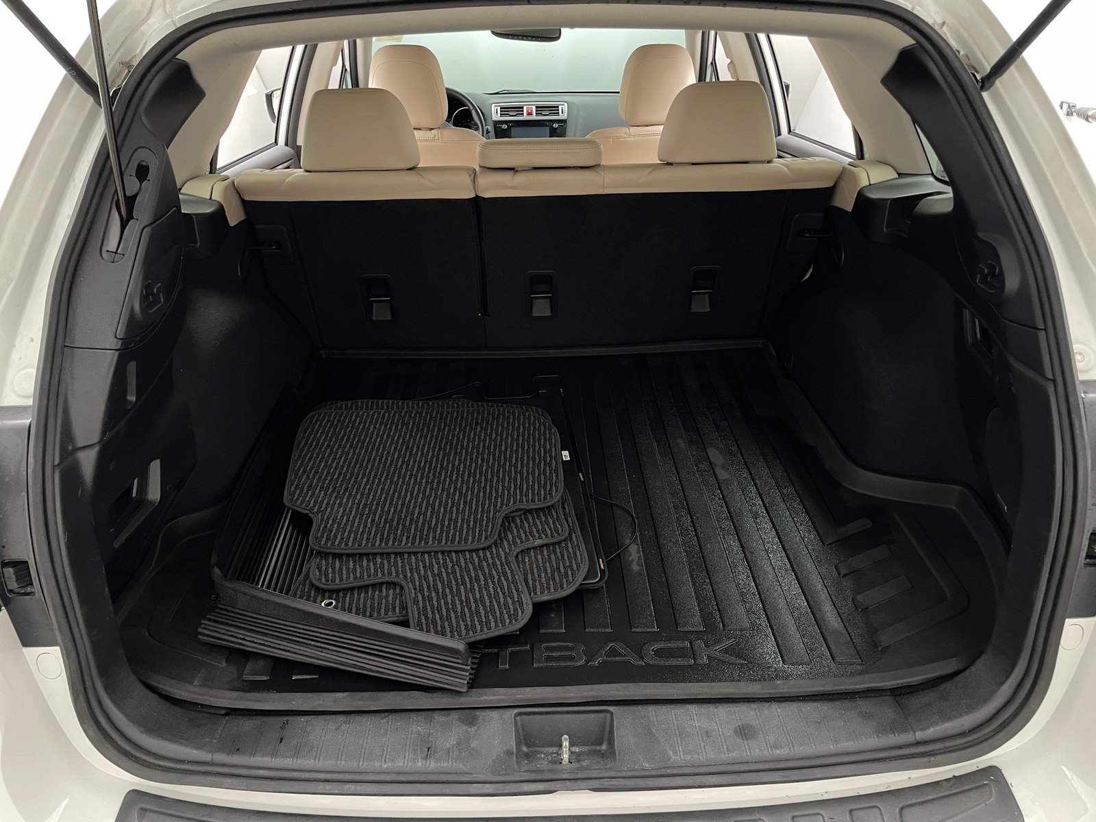 Thumbnail: 2016 Subaru Outback - 6