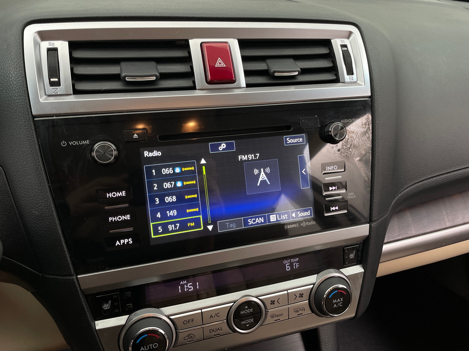 Thumbnail: 2016 Subaru Outback - 3