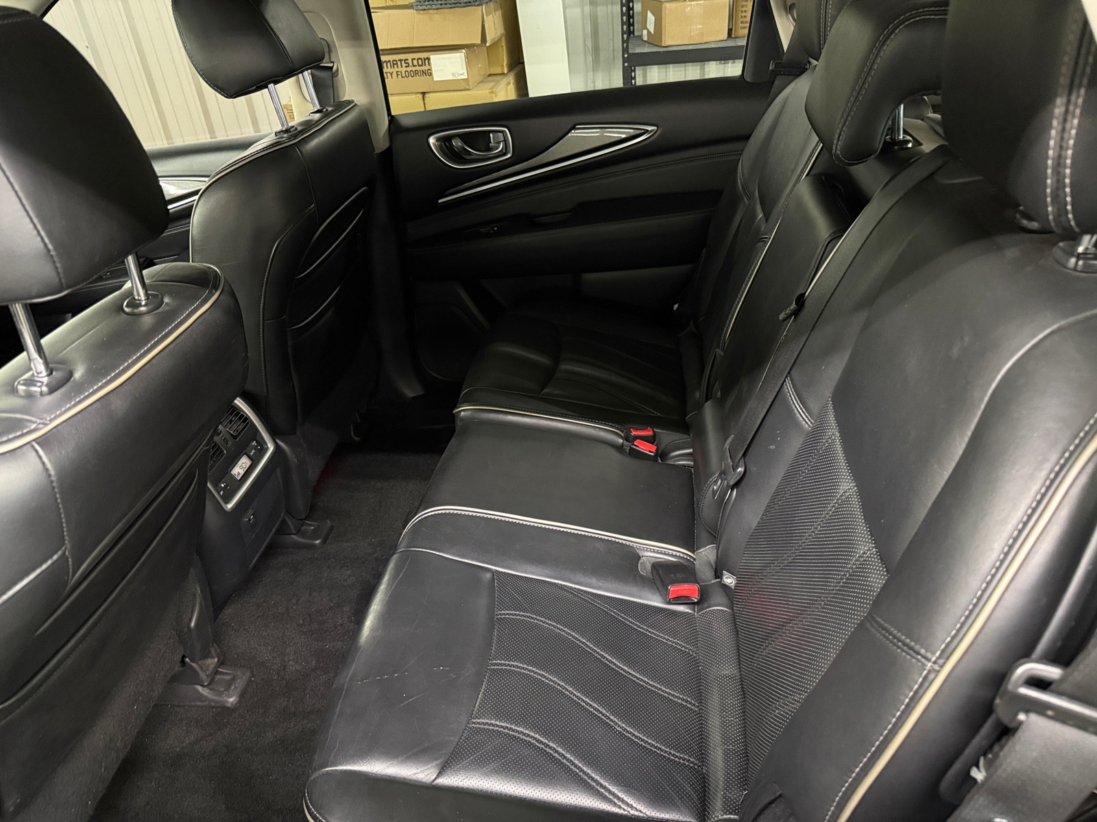 Thumbnail: 2017 INFINITI QX60 - 5