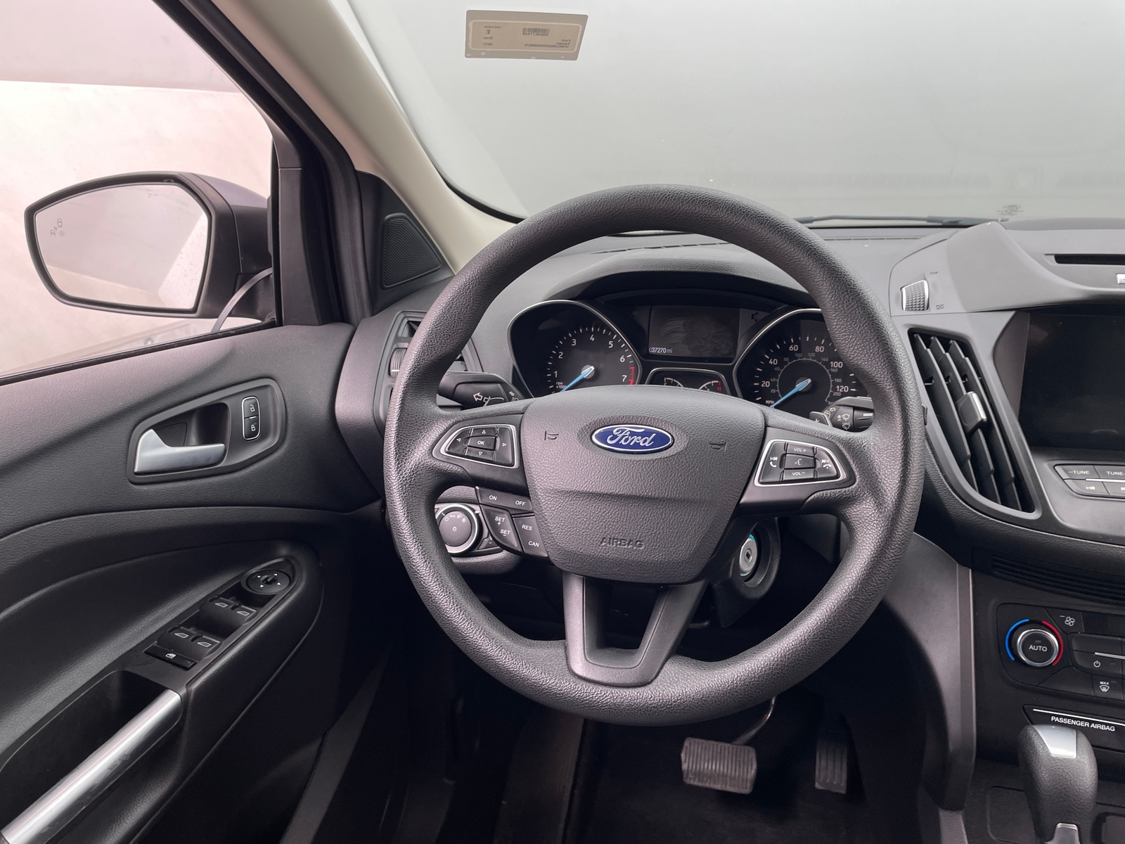 Thumbnail: 2017 Ford Escape - 5