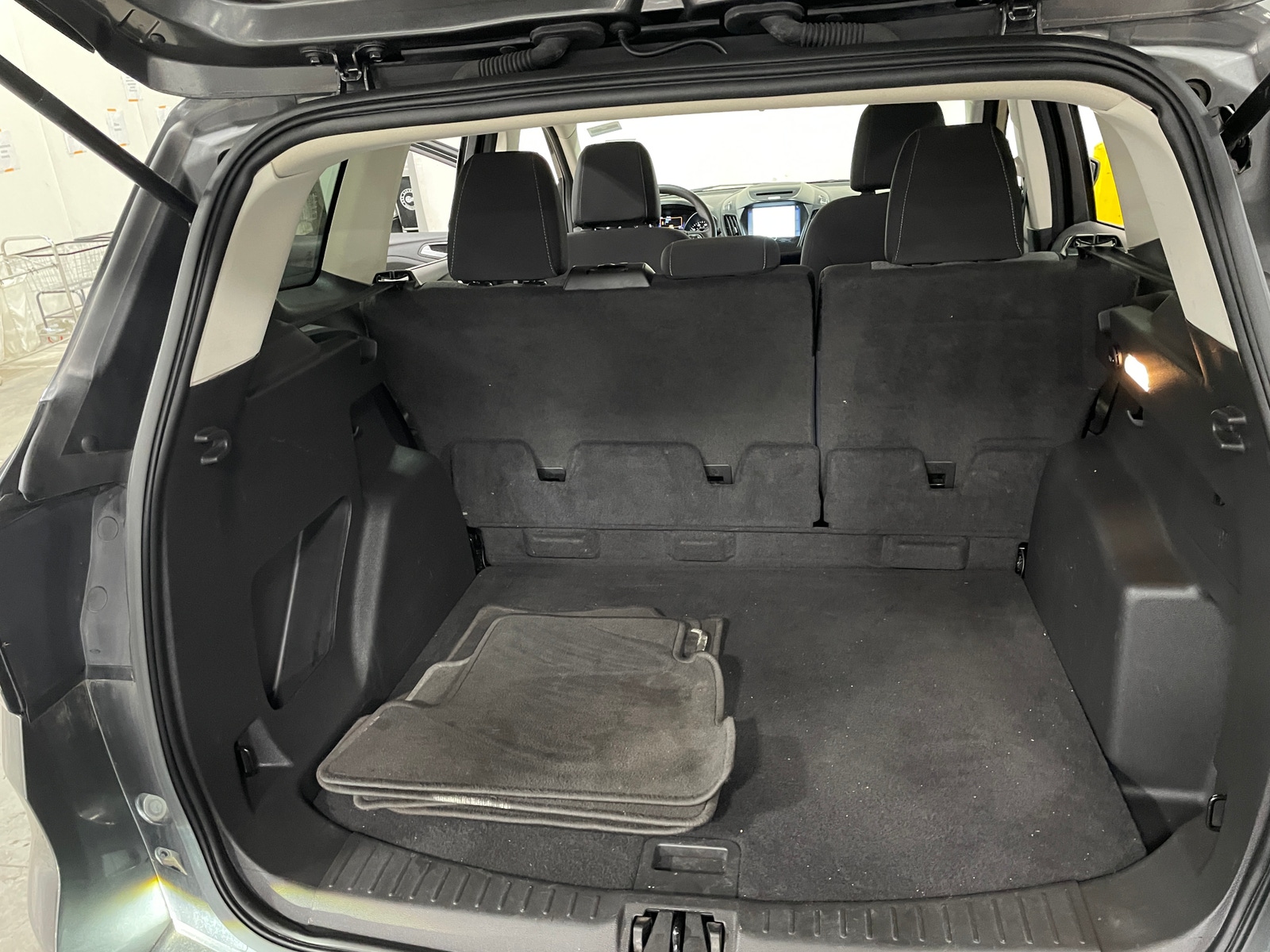 Thumbnail: 2017 Ford Escape - 7