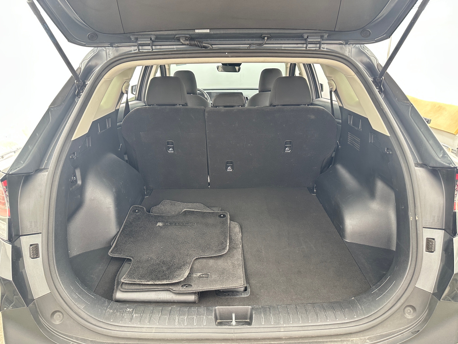 Thumbnail: 2025 Kia Sportage - 7