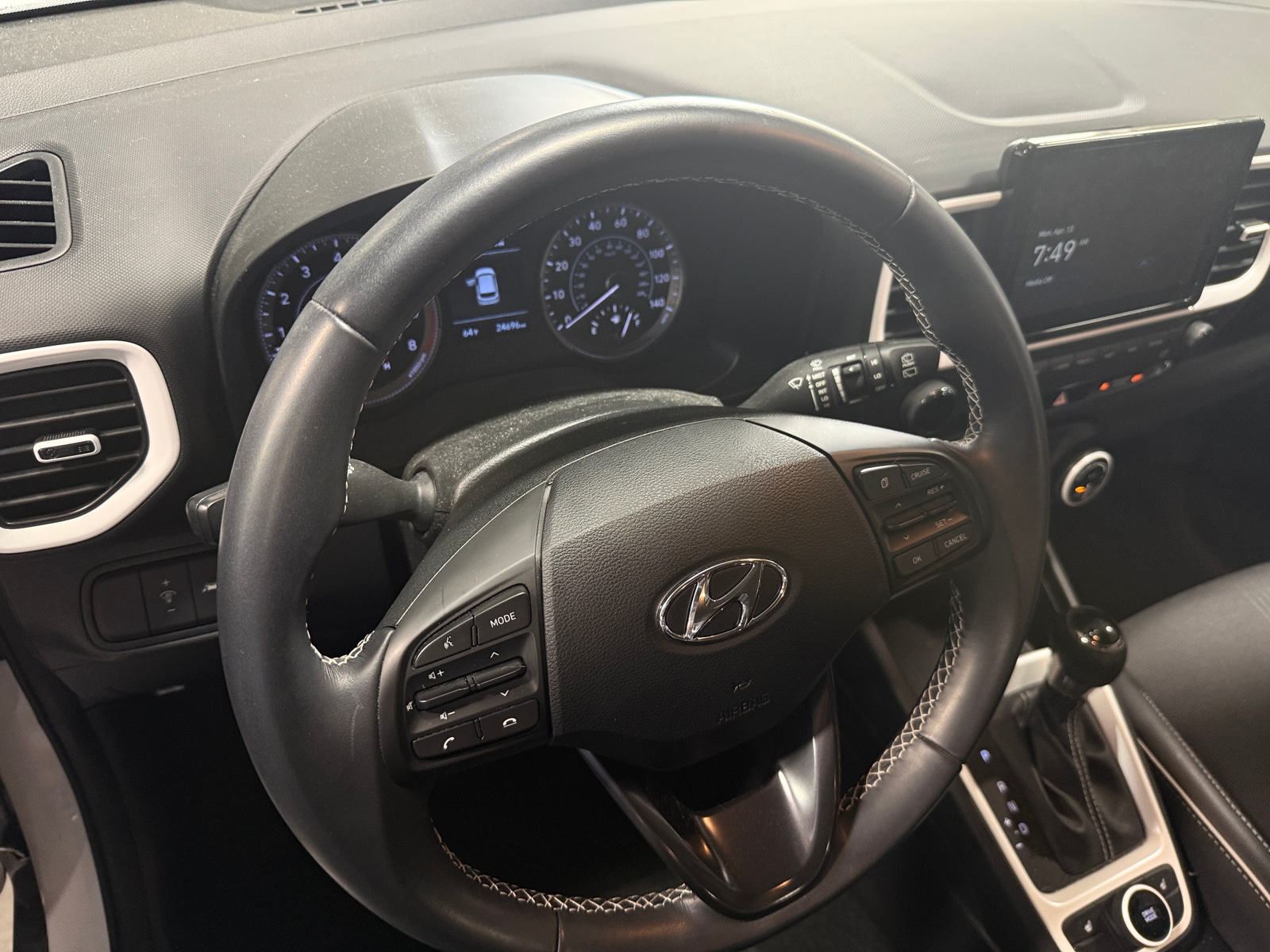 Thumbnail: 2022 Hyundai Venue - 5