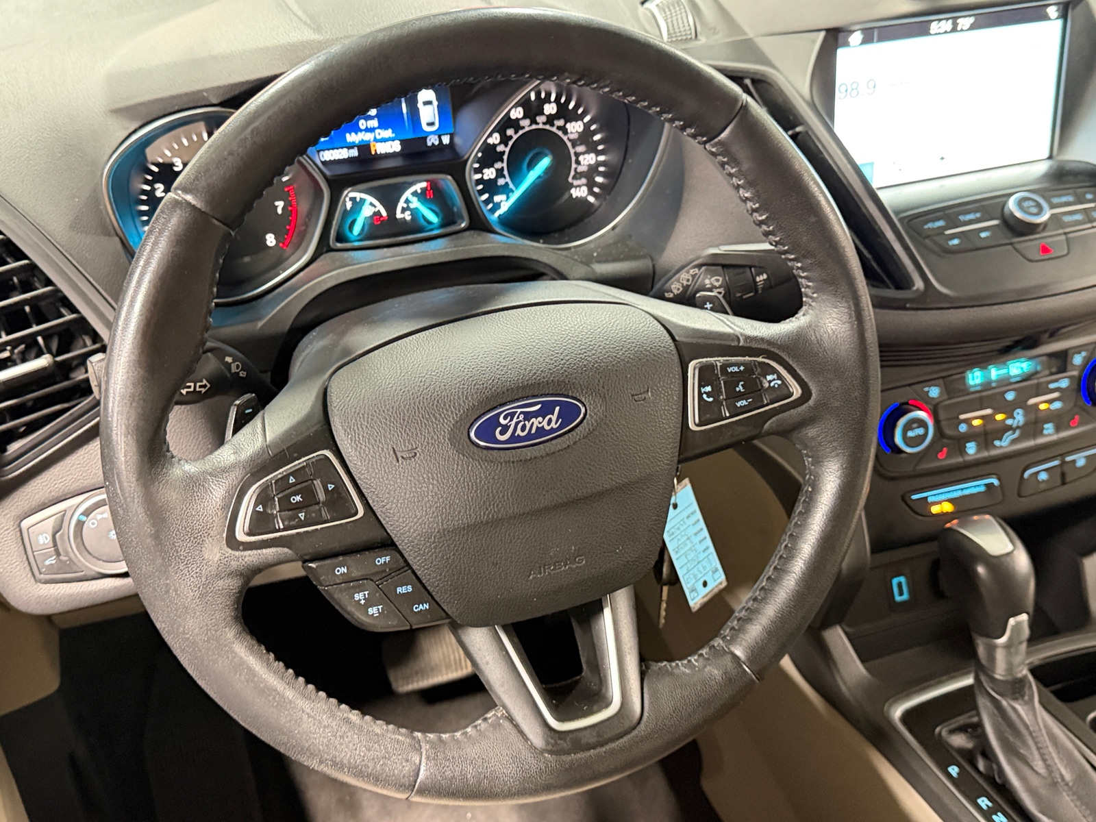 Thumbnail: 2017 Ford Escape - 4