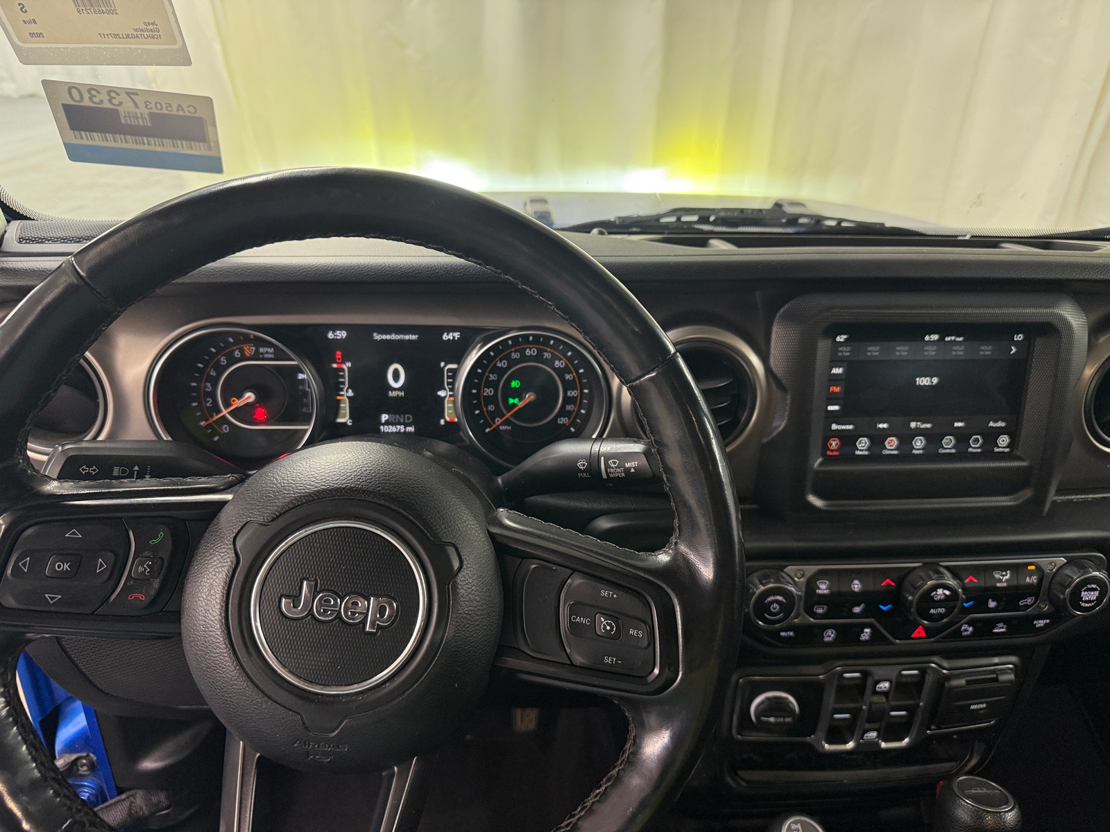 Thumbnail: 2020 Jeep Gladiator - 3