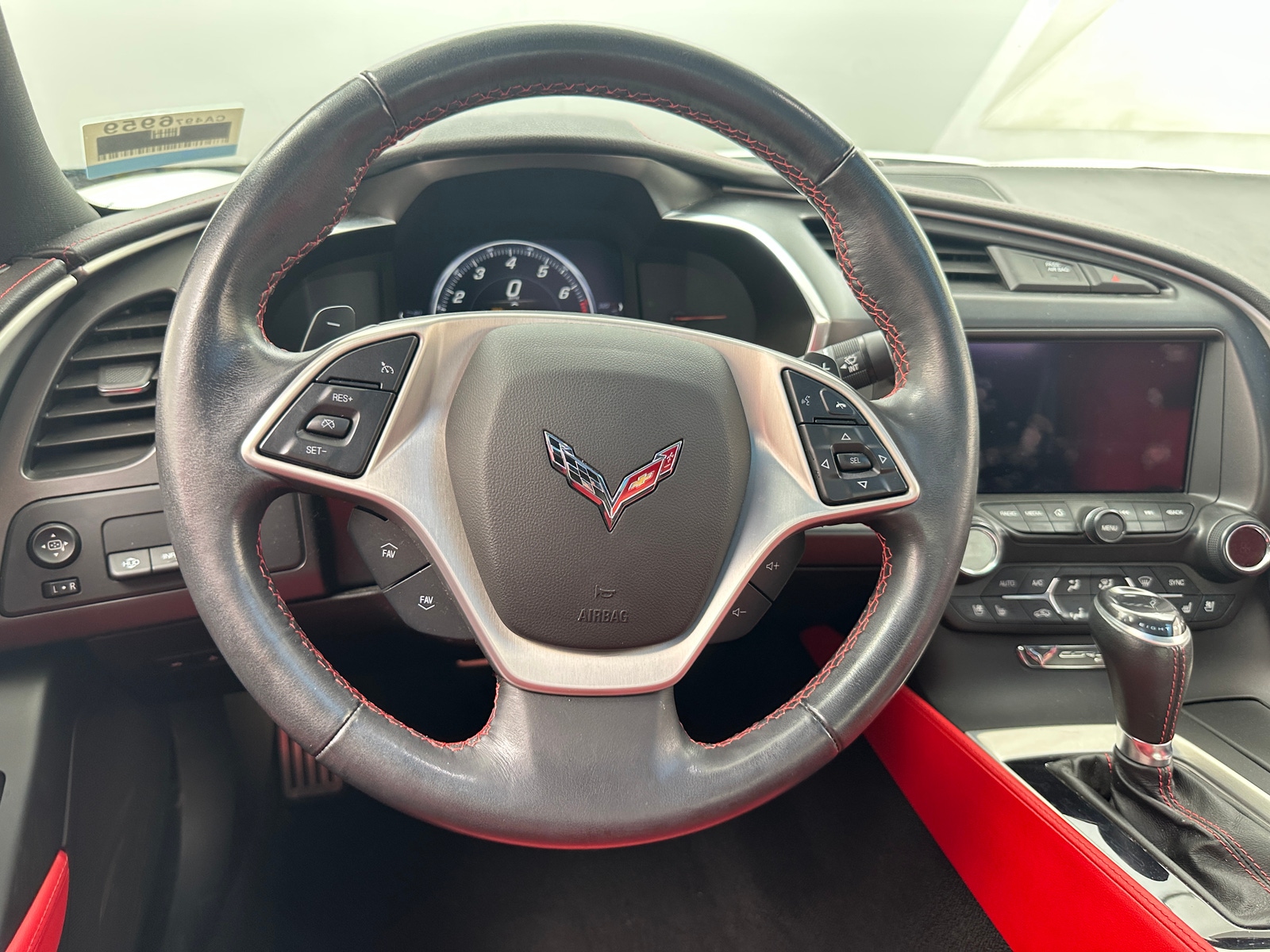 Thumbnail: 2015 Chevrolet Corvette - 3