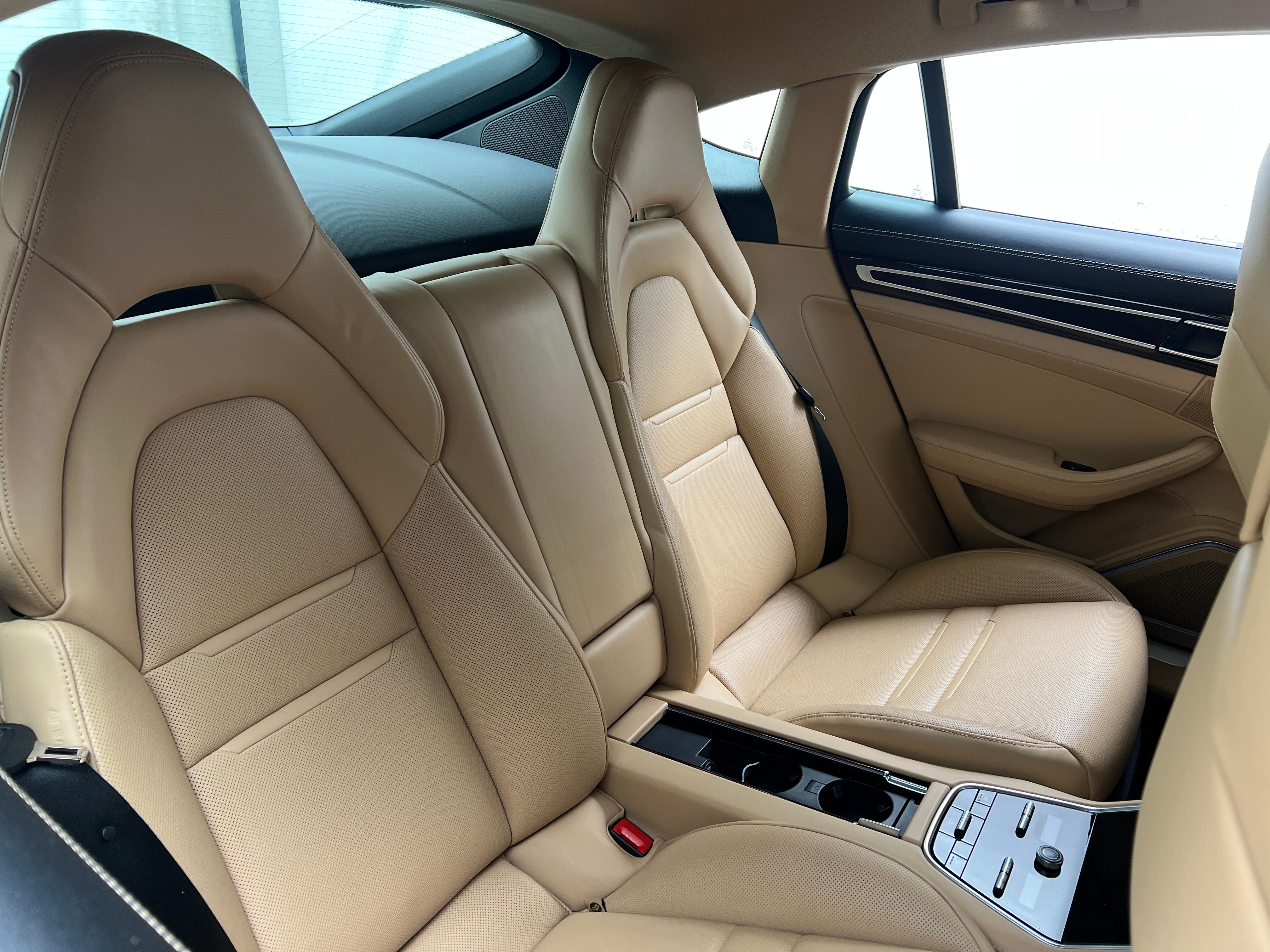 2018 Porsche Panamera