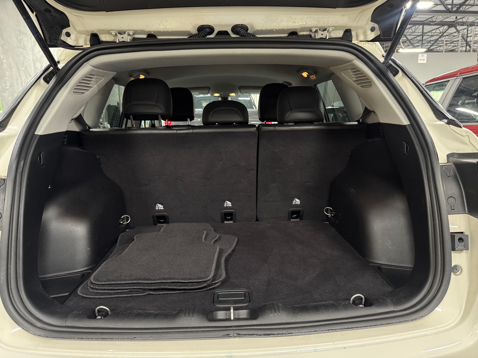 Thumbnail: 2020 Jeep Compass - 7