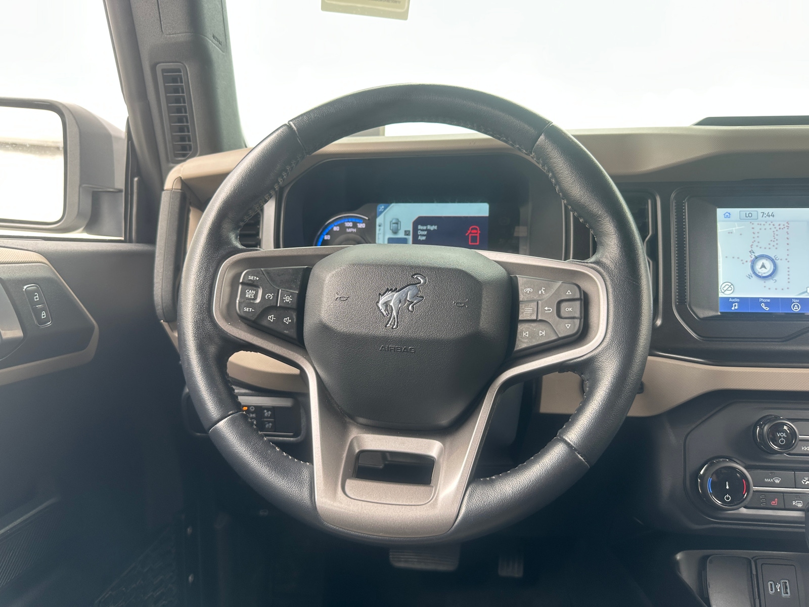 Thumbnail: 2022 Ford Bronco - 5