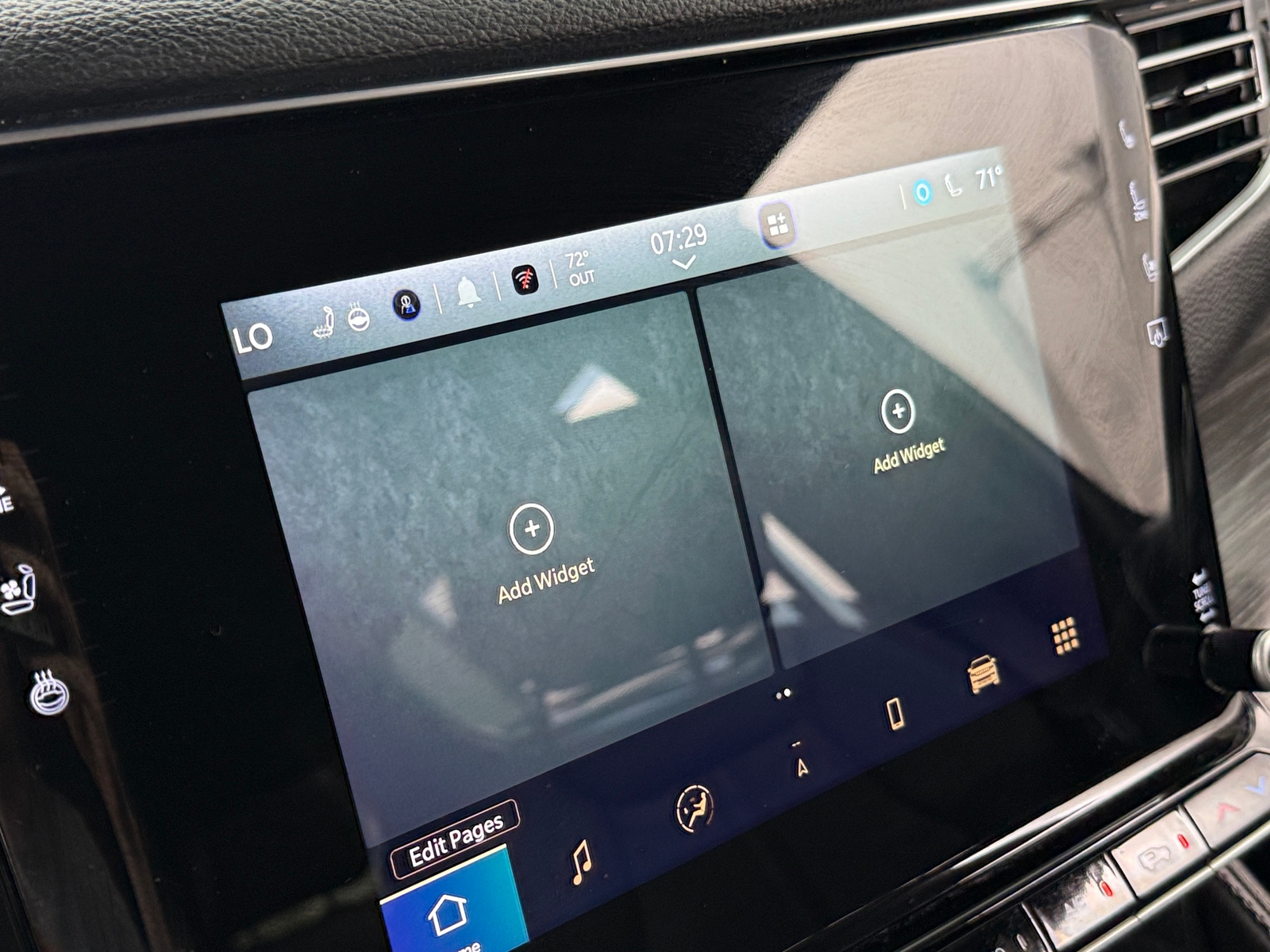 Thumbnail: 2024 Jeep Wagoneer - 3