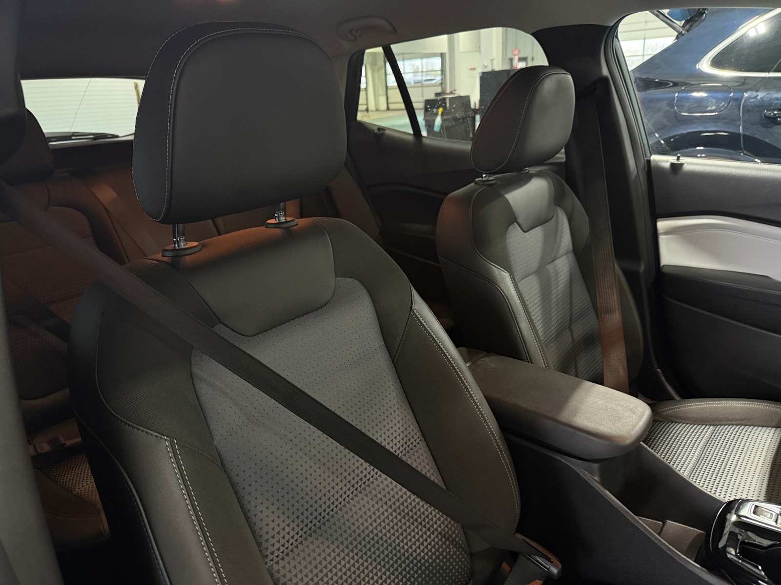 Thumbnail: 2025 Chevrolet Trax - 2