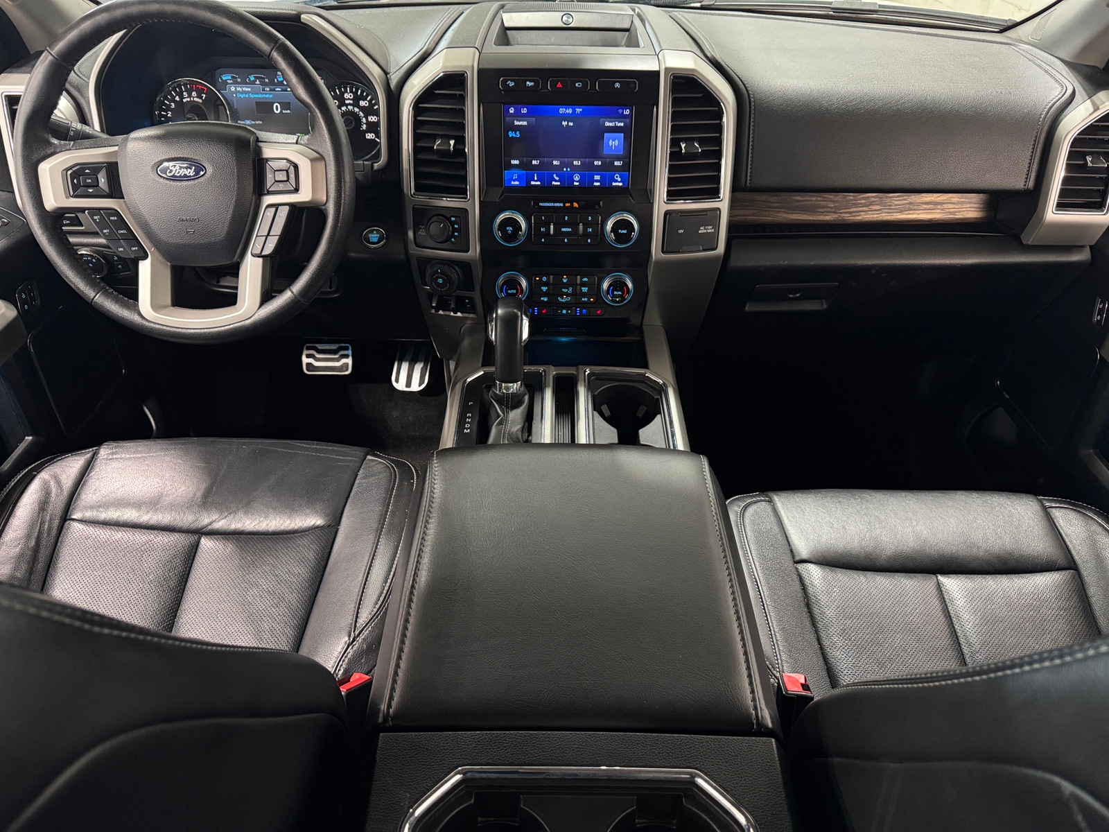 Thumbnail: 2019 Ford Econoline - 3