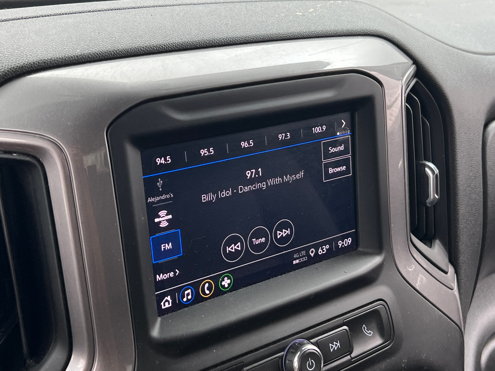 Thumbnail: 2023 Chevrolet Silverado 1500 - 4