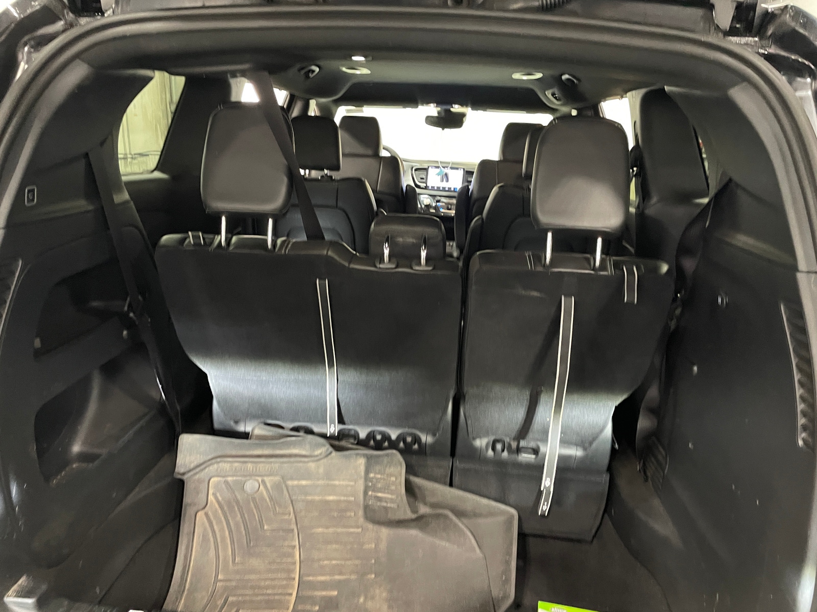 Thumbnail: 2024 Chrysler Pacifica - 6