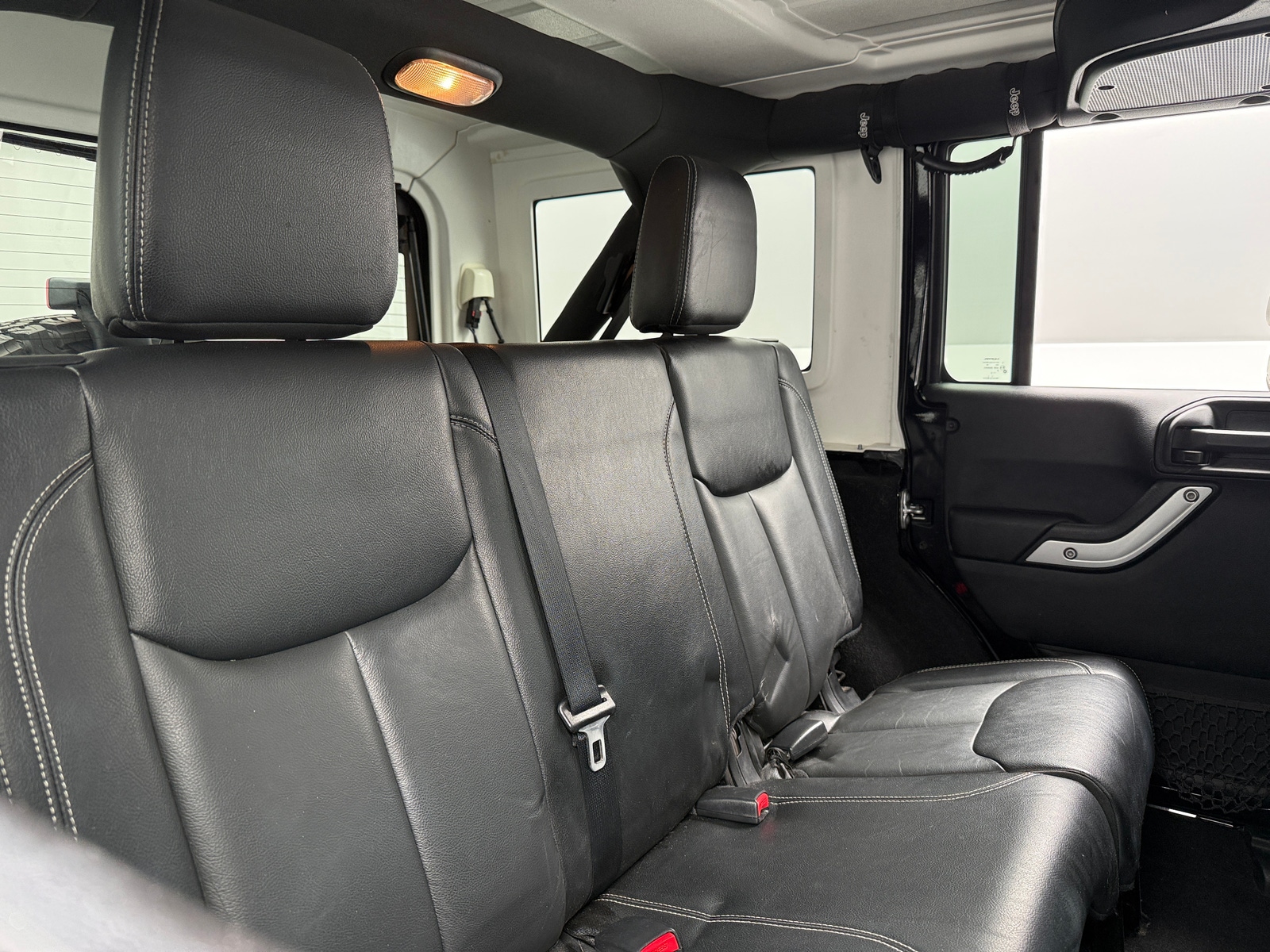 Thumbnail: 2016 Jeep Wrangler - 5