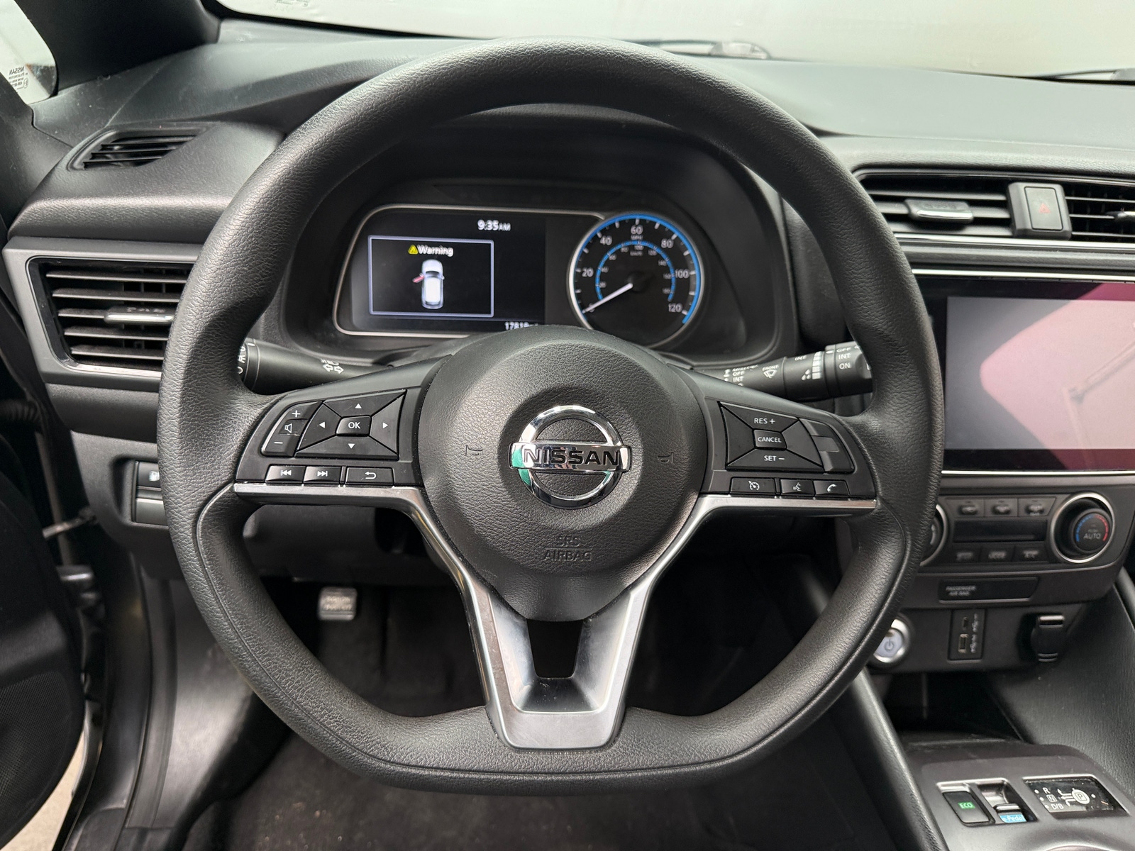 Thumbnail: 2021 Nissan Leaf - 5