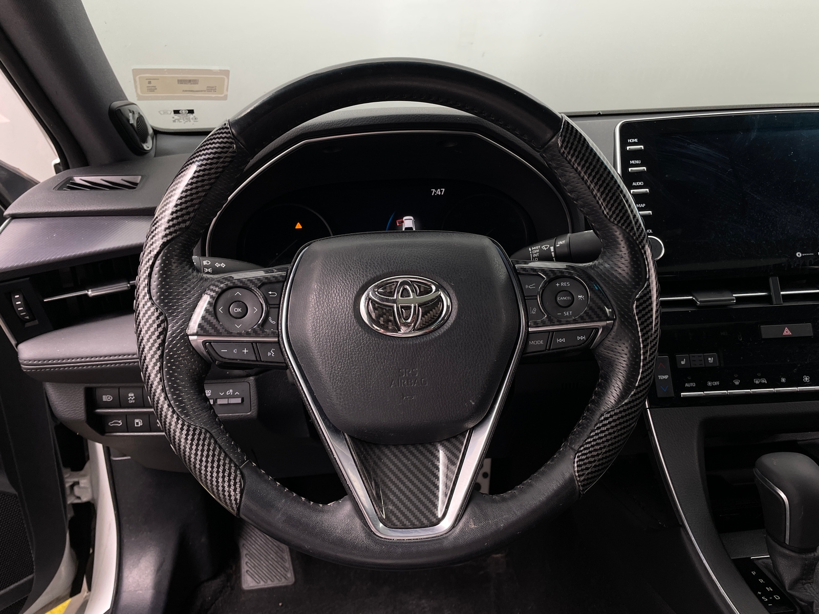 Thumbnail: 2021 Toyota Avalon - 4