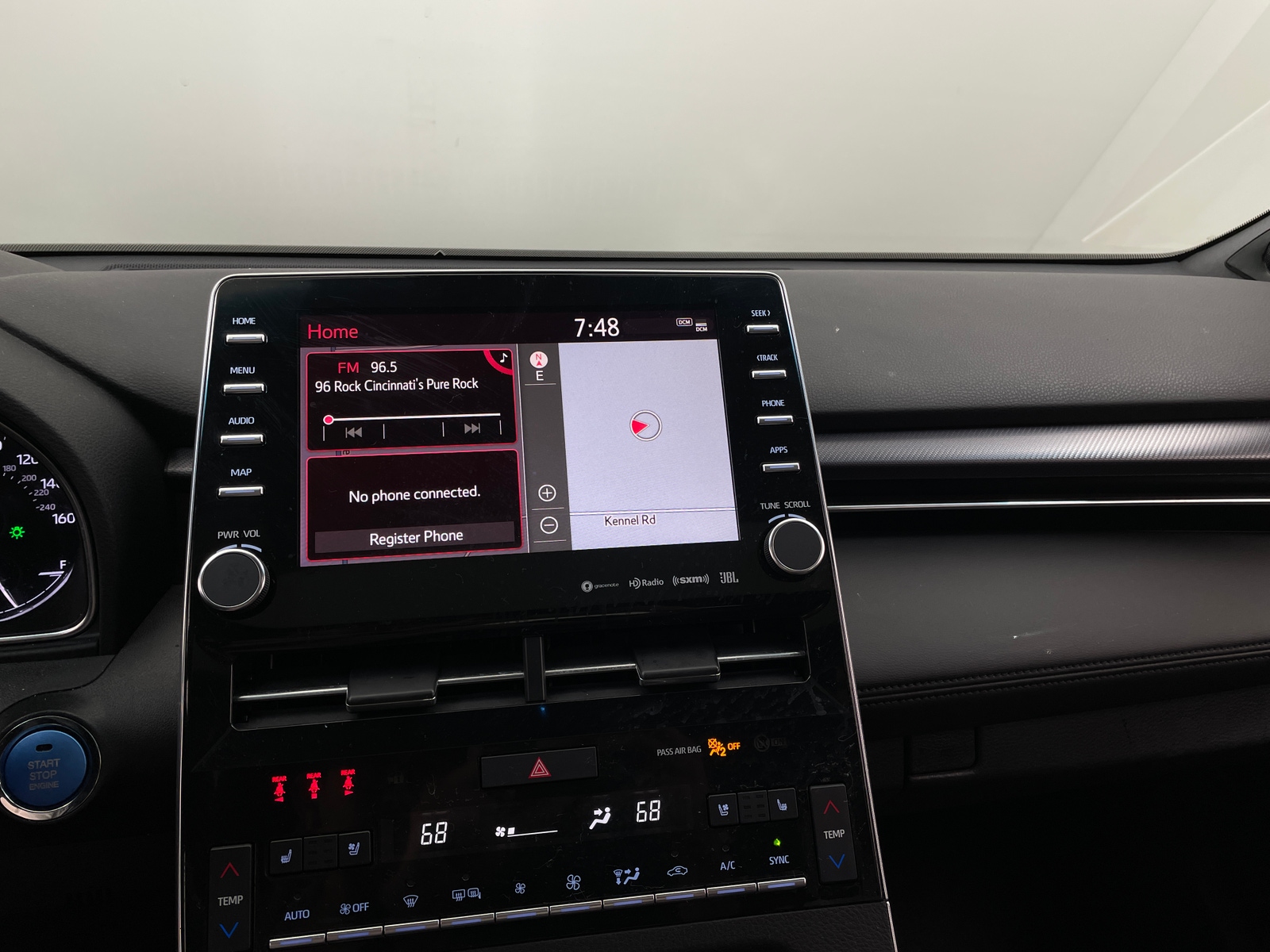 Thumbnail: 2021 Toyota Avalon - 3