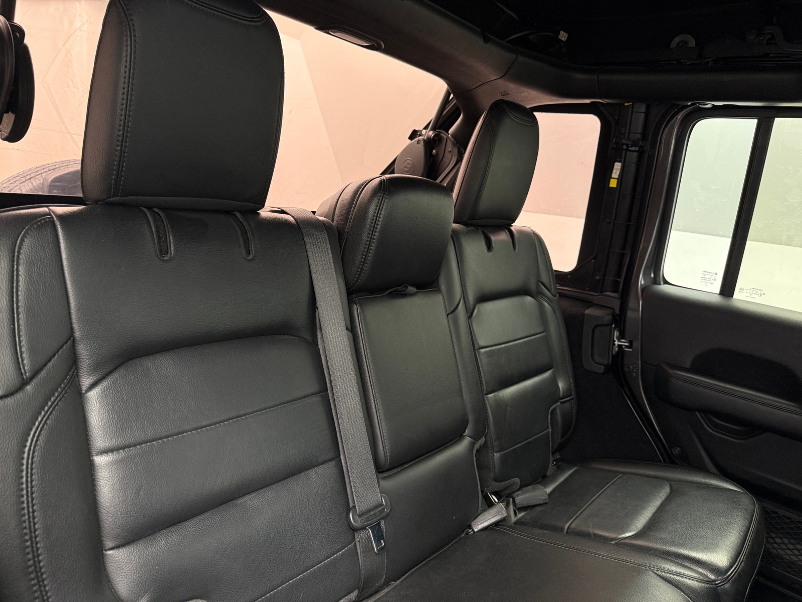 Thumbnail: 2020 Jeep Wrangler - 5